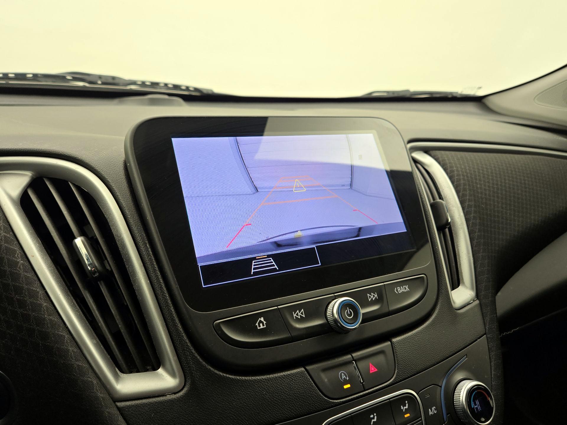 Thumbnail: 2024 Chevrolet Malibu - 14