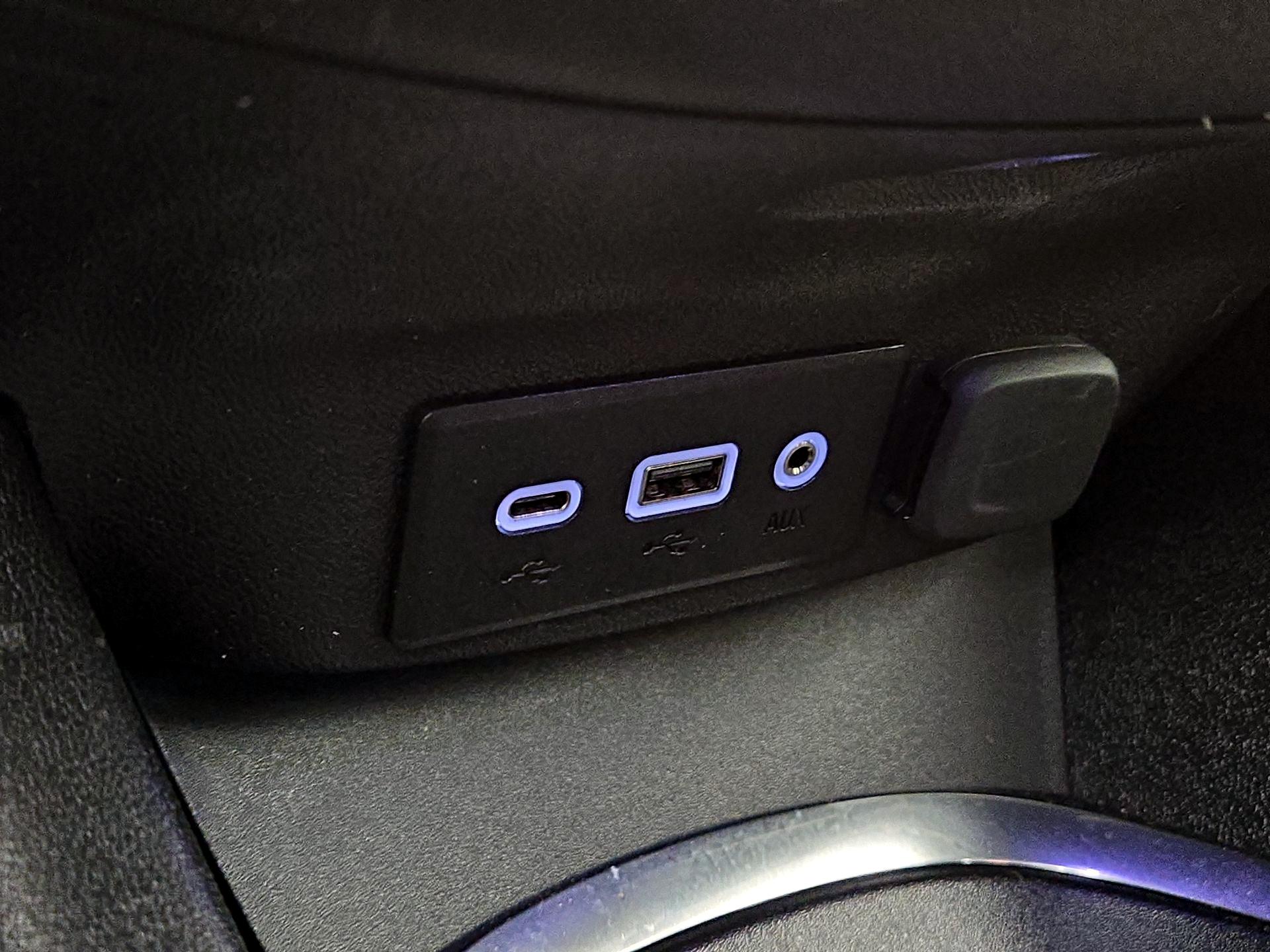 Thumbnail: 2024 Chevrolet Malibu - 18