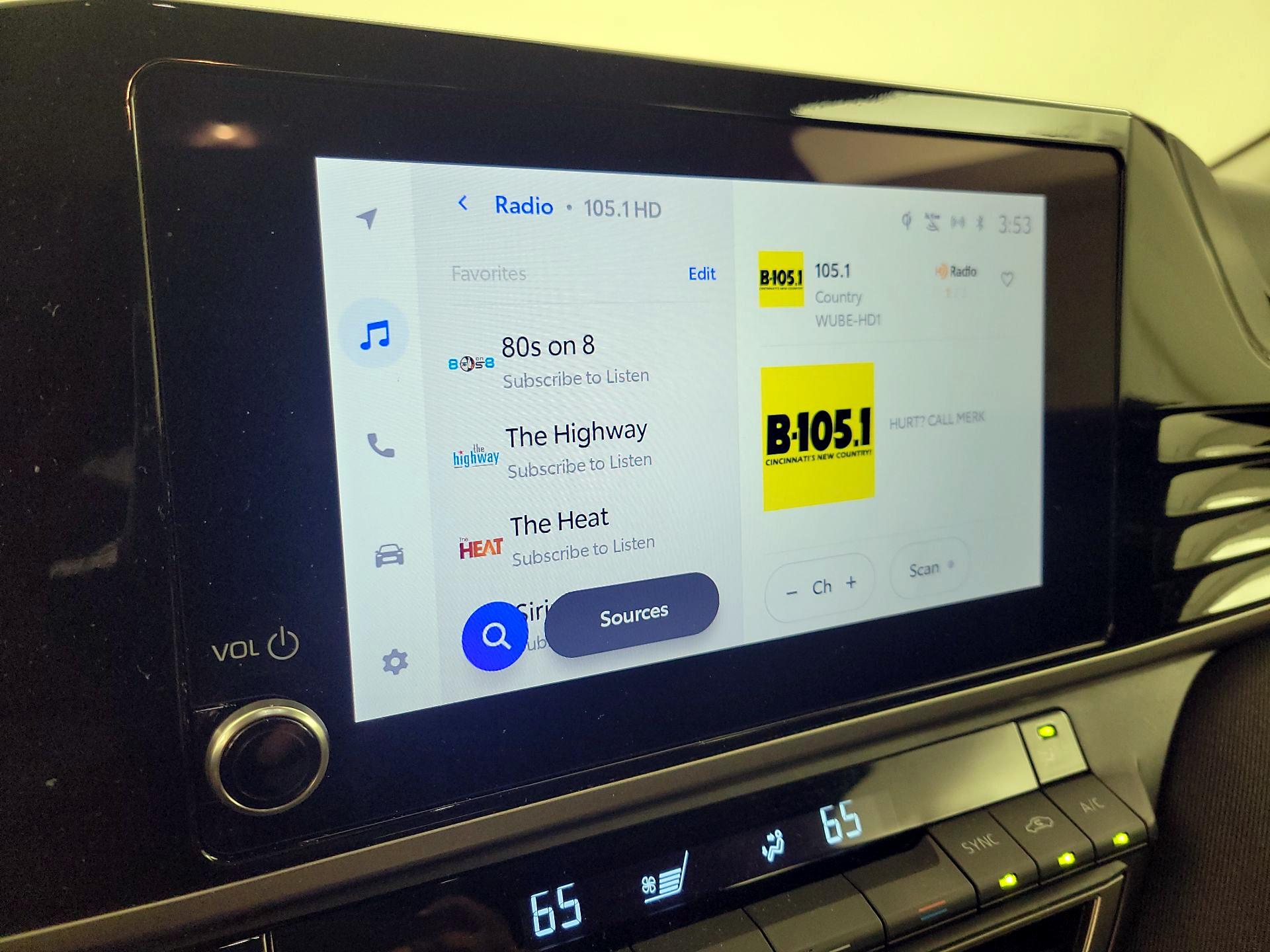 Thumbnail: 2025 Toyota Camry - 15