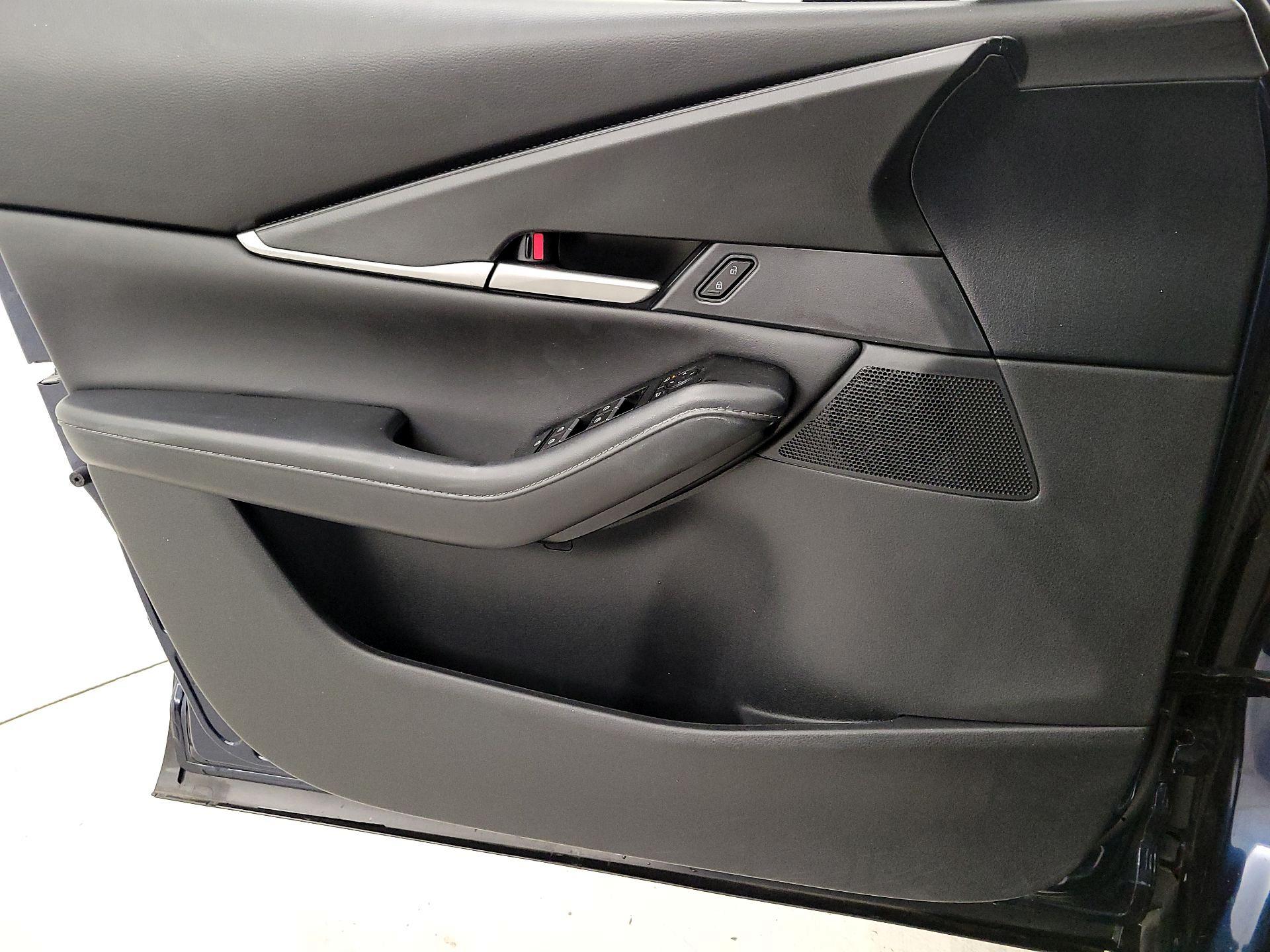 Thumbnail: 2025 Mazda CX-30 - 12