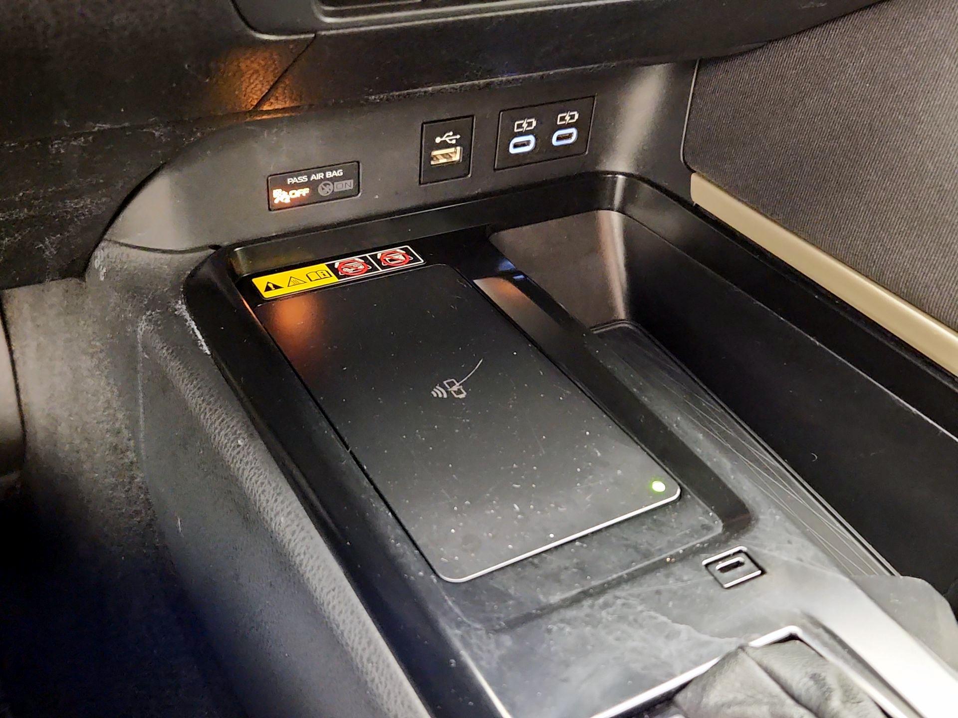 Thumbnail: 2025 Toyota Camry - 18