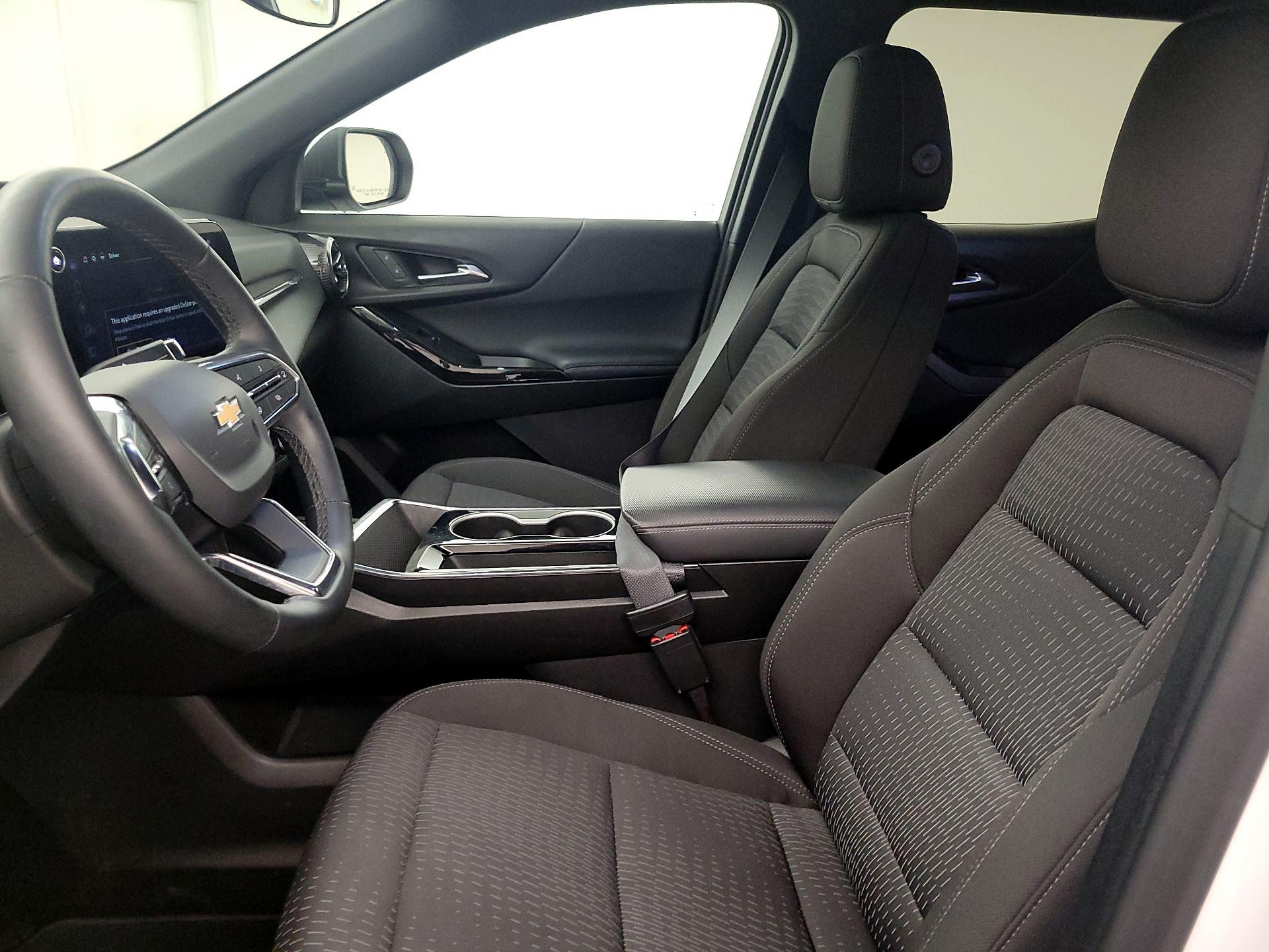 Thumbnail: 2025 Chevrolet Equinox - 11