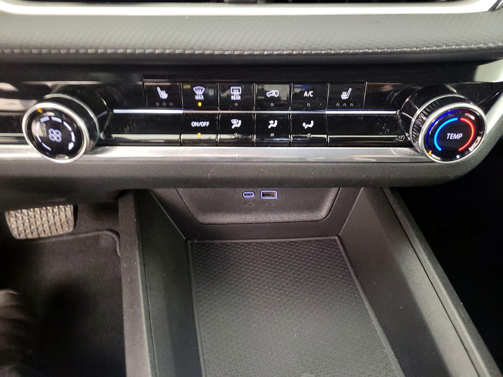 Thumbnail: 2025 Chevrolet Equinox - 17