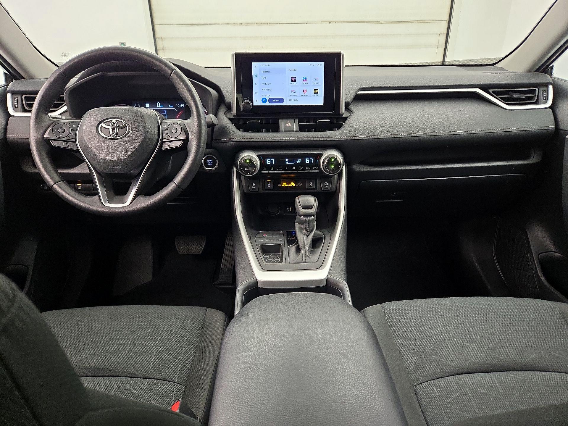 Thumbnail: 2025 Toyota RAV4 - 9