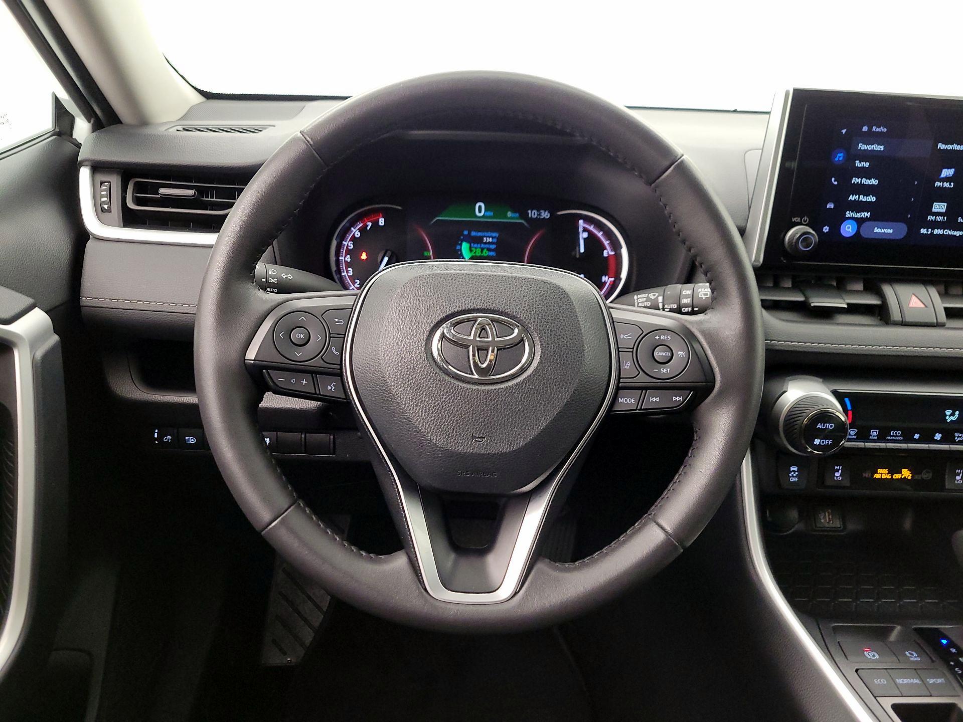 Thumbnail: 2025 Toyota RAV4 - 10