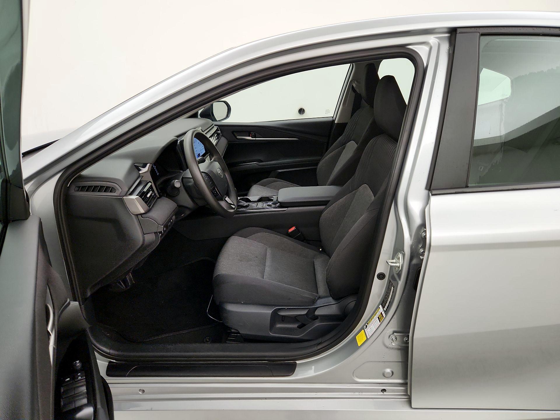 Thumbnail: 2025 Toyota Camry - 11