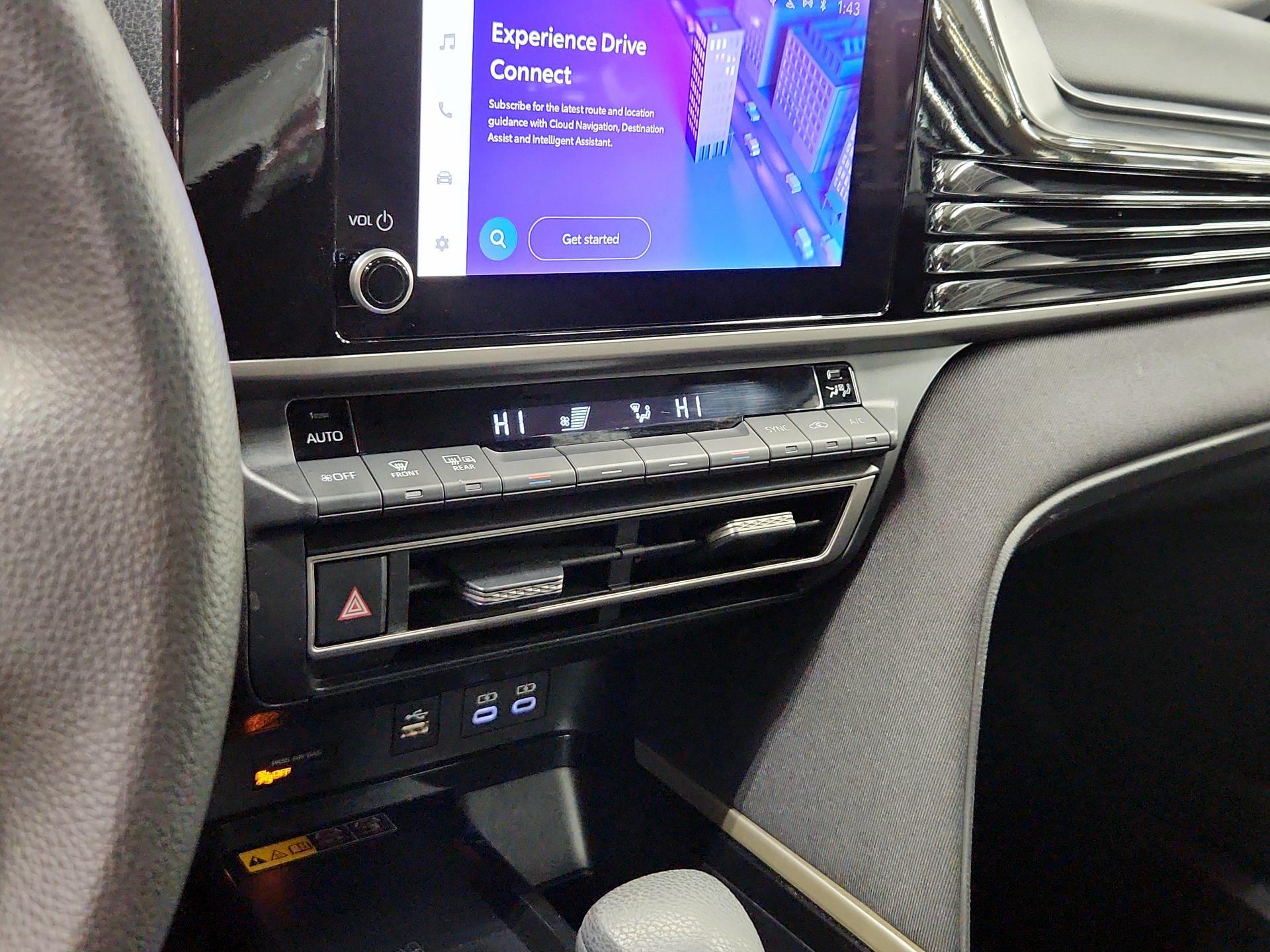 Thumbnail: 2025 Toyota Camry - 16