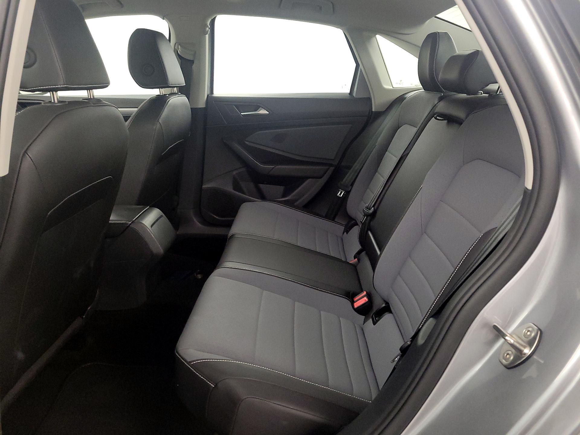 Thumbnail: 2025 Volkswagen Jetta - 20