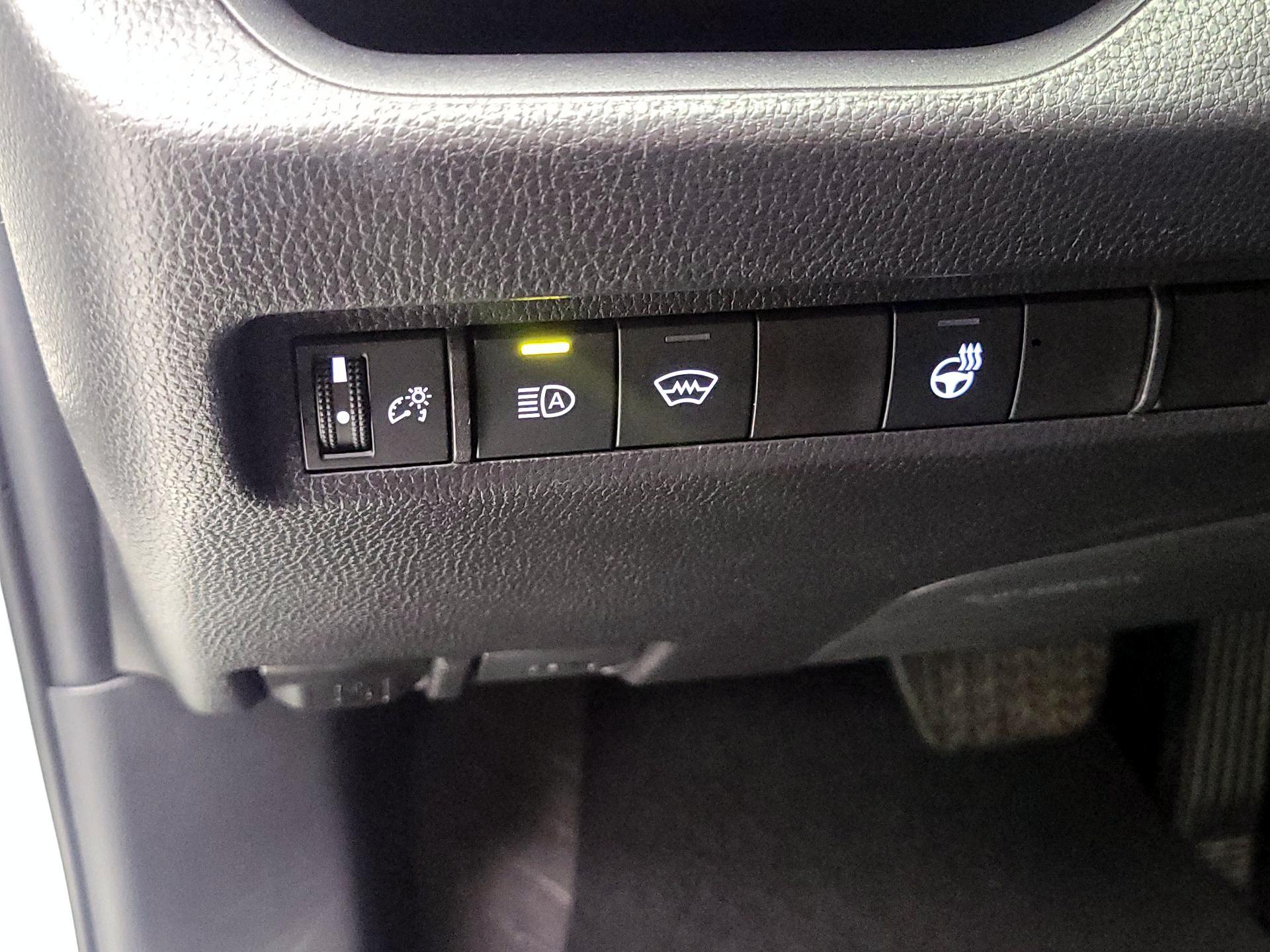 Thumbnail: 2025 Toyota RAV4 - 11