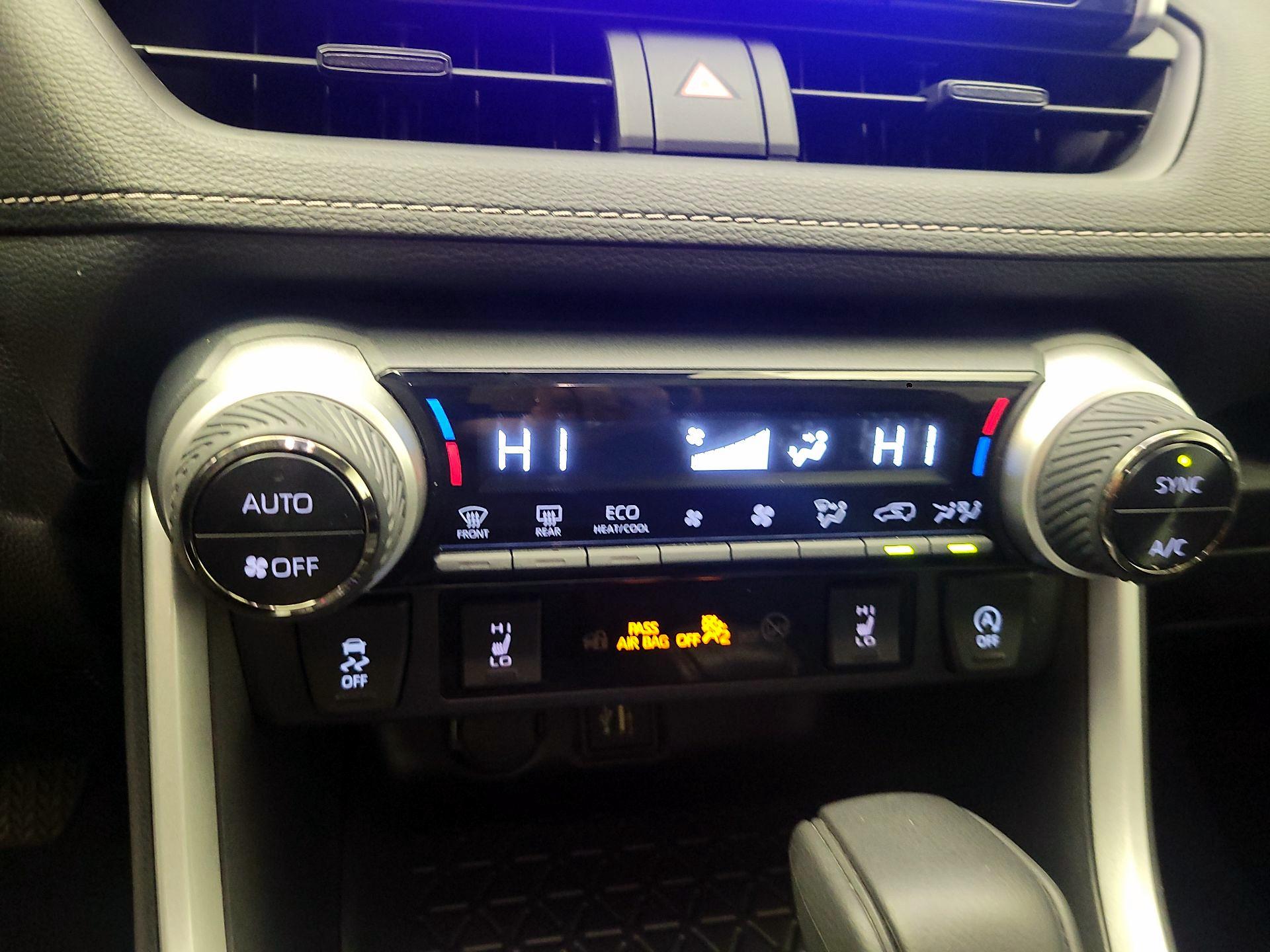 Thumbnail: 2025 Toyota RAV4 - 15