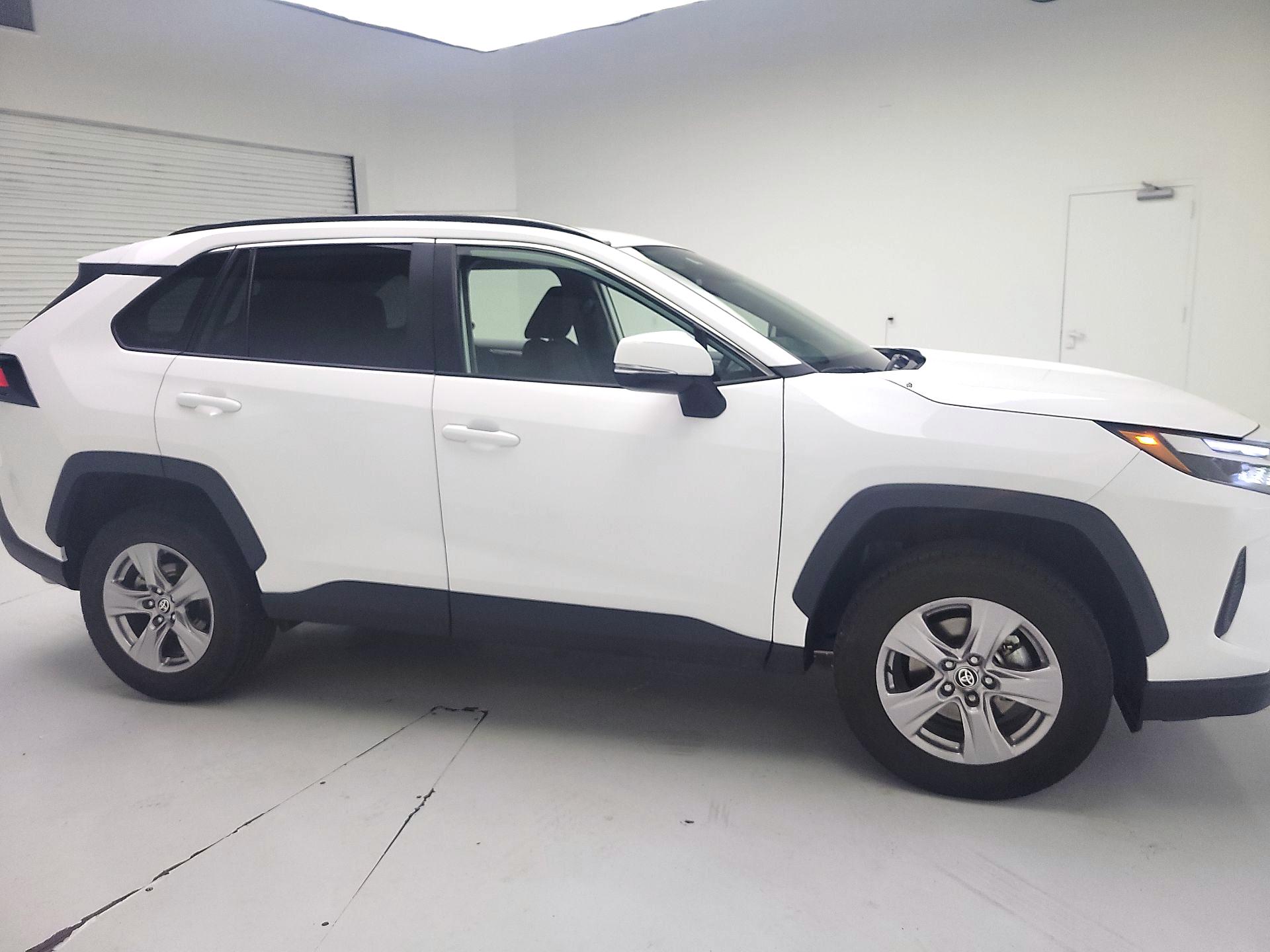 Thumbnail: 2025 Toyota RAV4 - 4