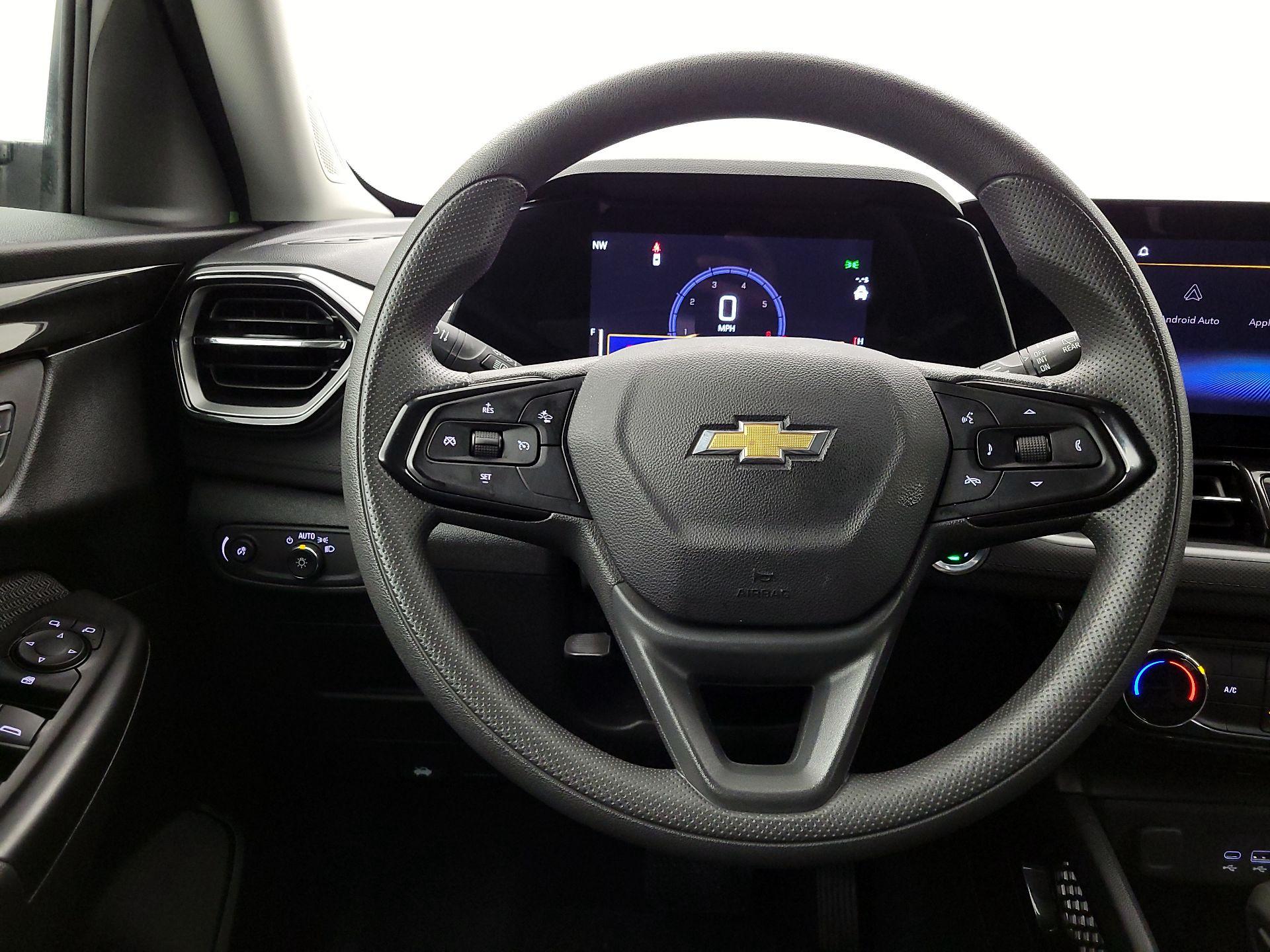 Thumbnail: 2025 Chevrolet TrailBlazer - 10