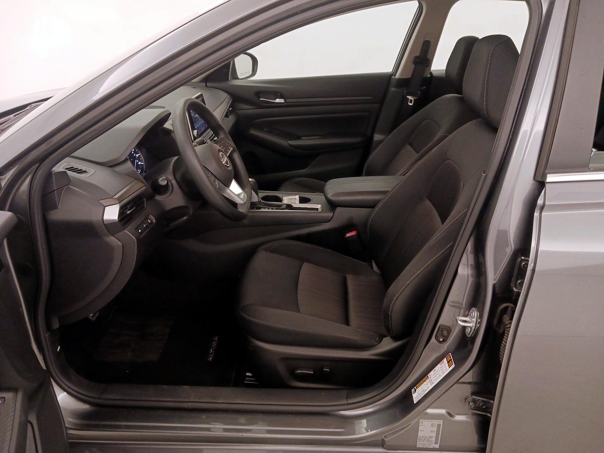 Thumbnail: 2025 Nissan Altima - 11