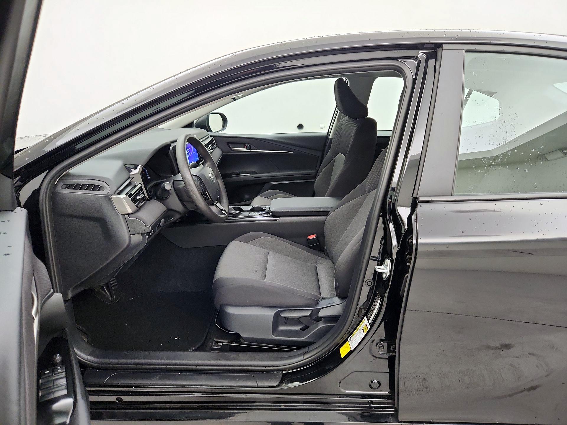 Thumbnail: 2025 Toyota Camry - 11