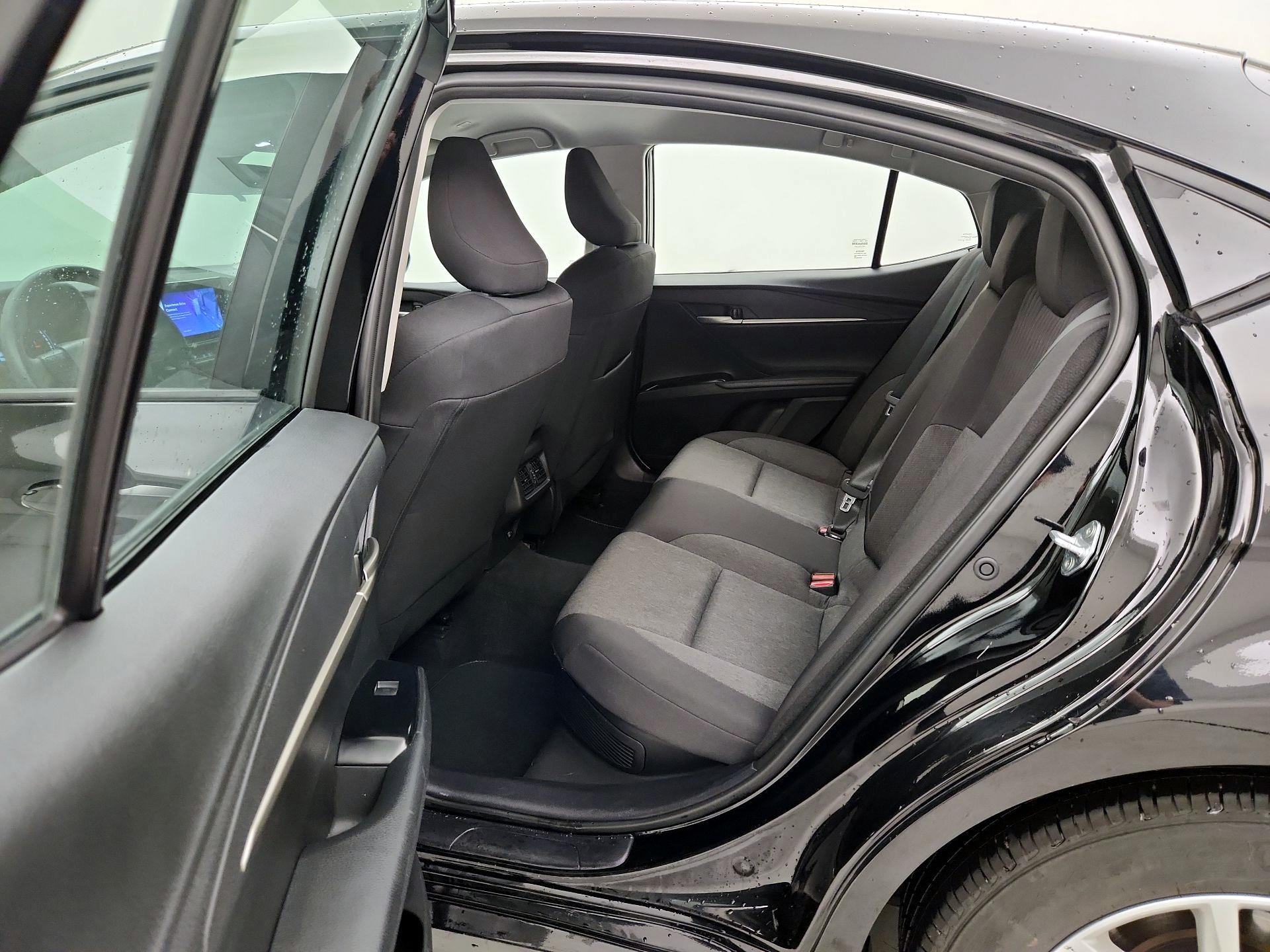 Thumbnail: 2025 Toyota Camry - 19