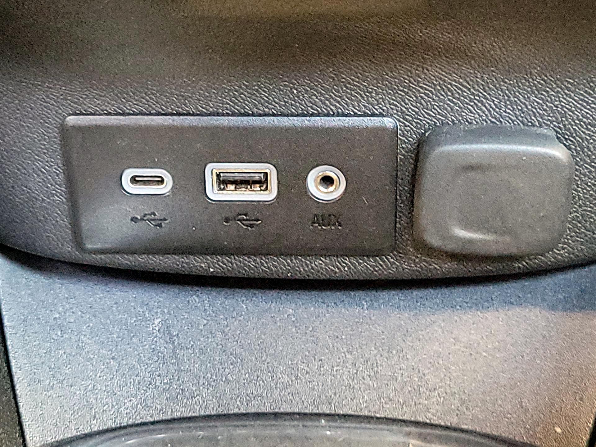 Thumbnail: 2024 Chevrolet Malibu - 18