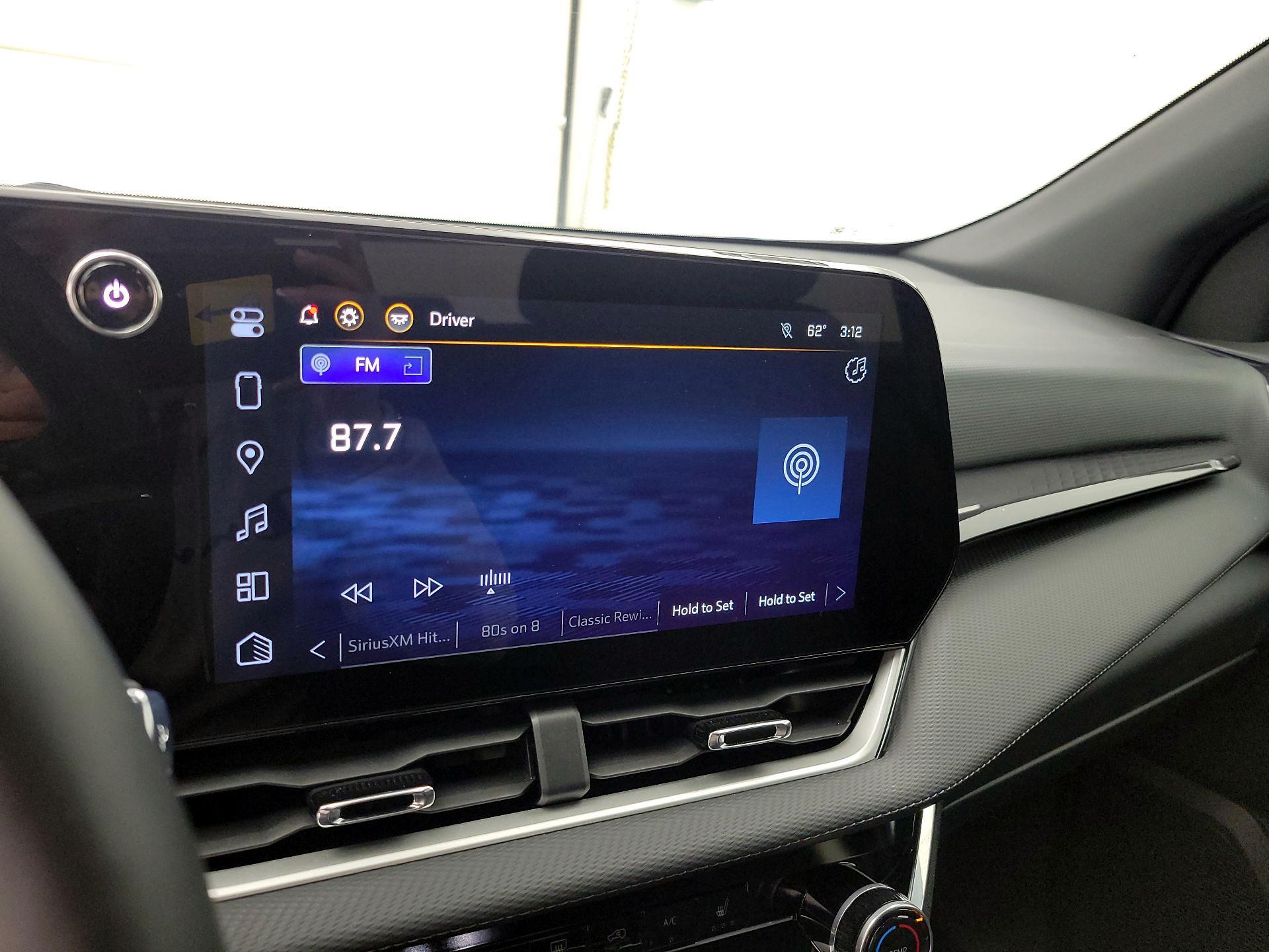 Thumbnail: 2025 Chevrolet Equinox - 16