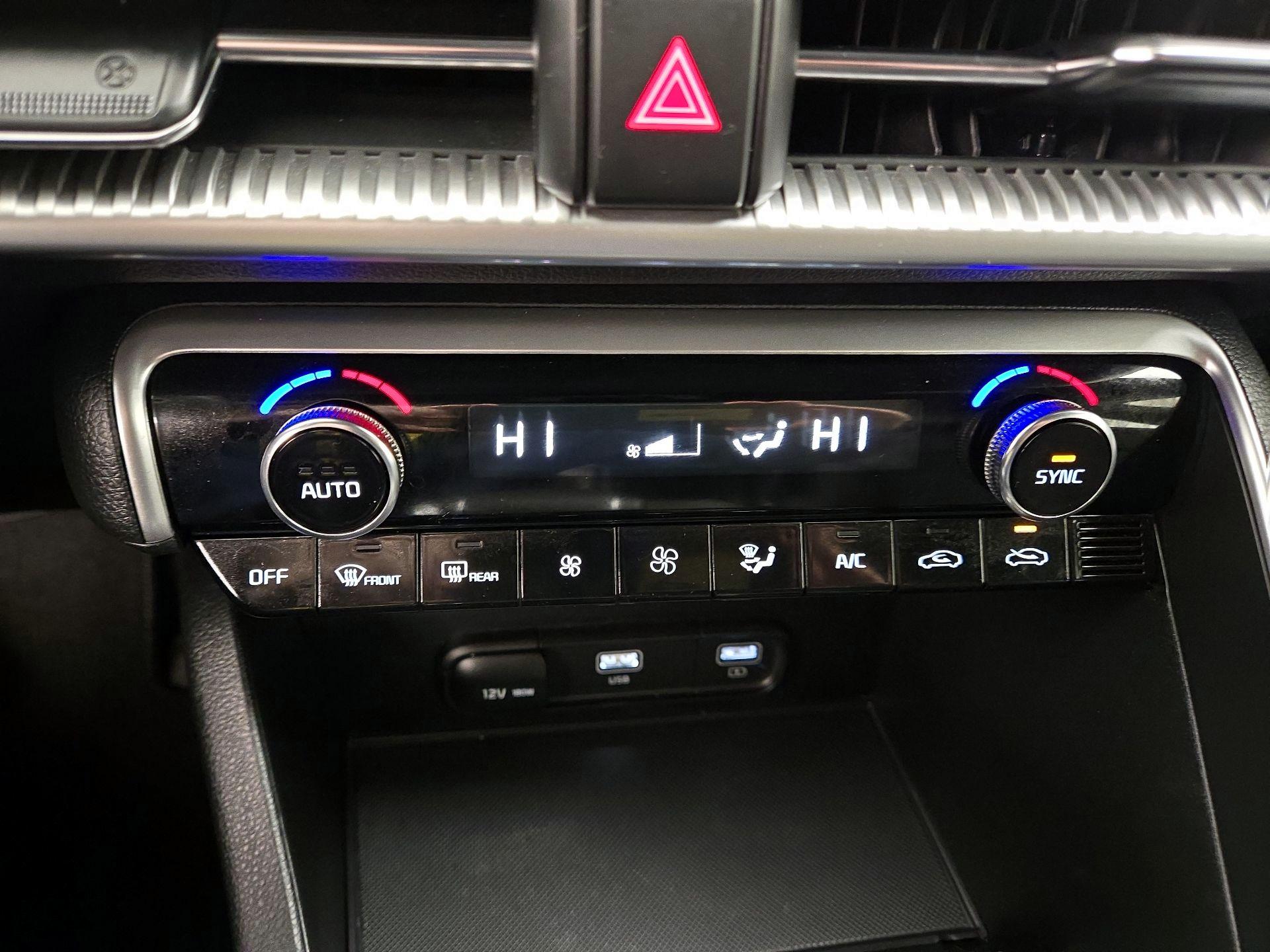 Thumbnail: 2023 Kia K5 - 17