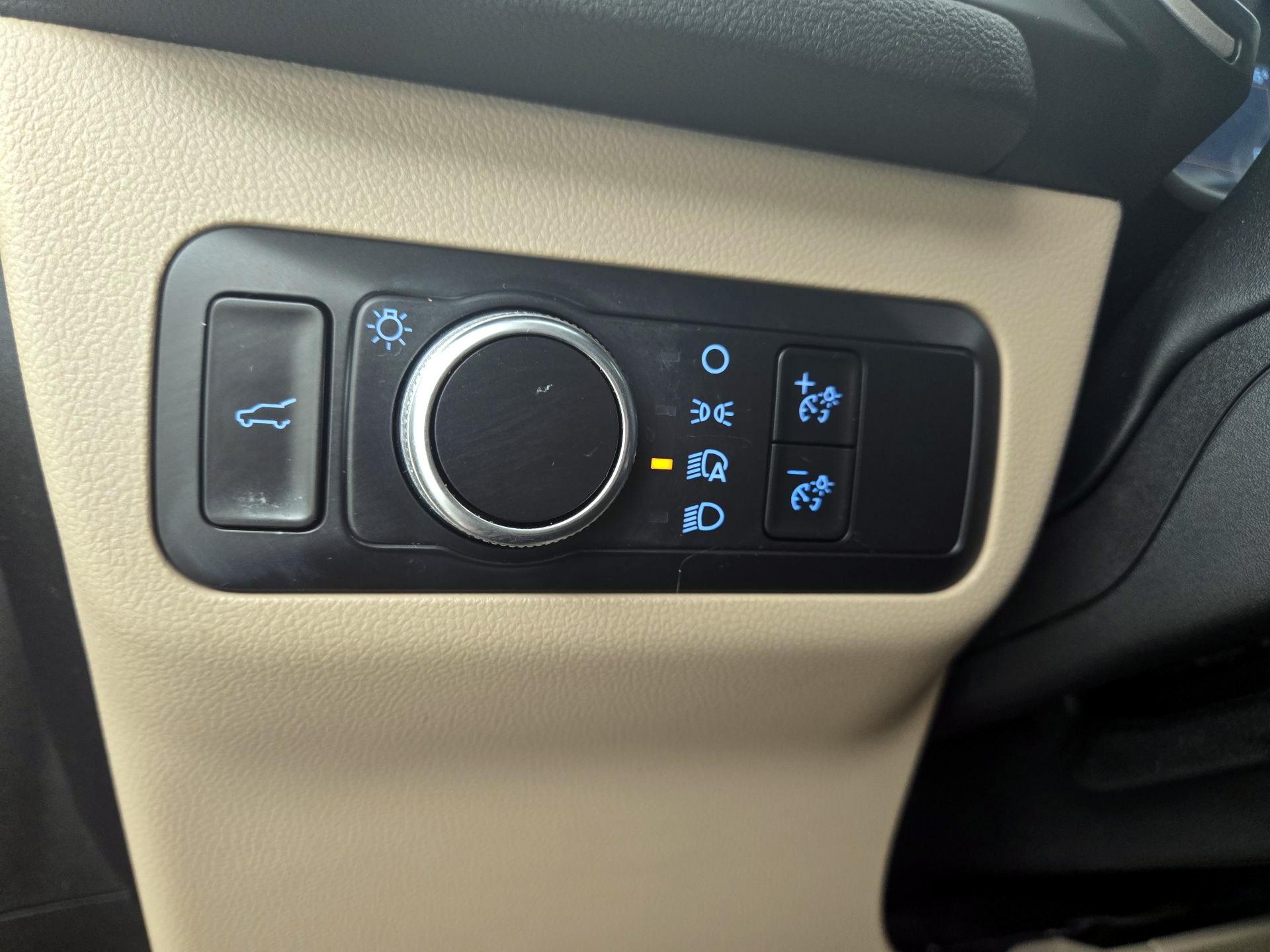 Thumbnail: 2022 Ford Escape - 13