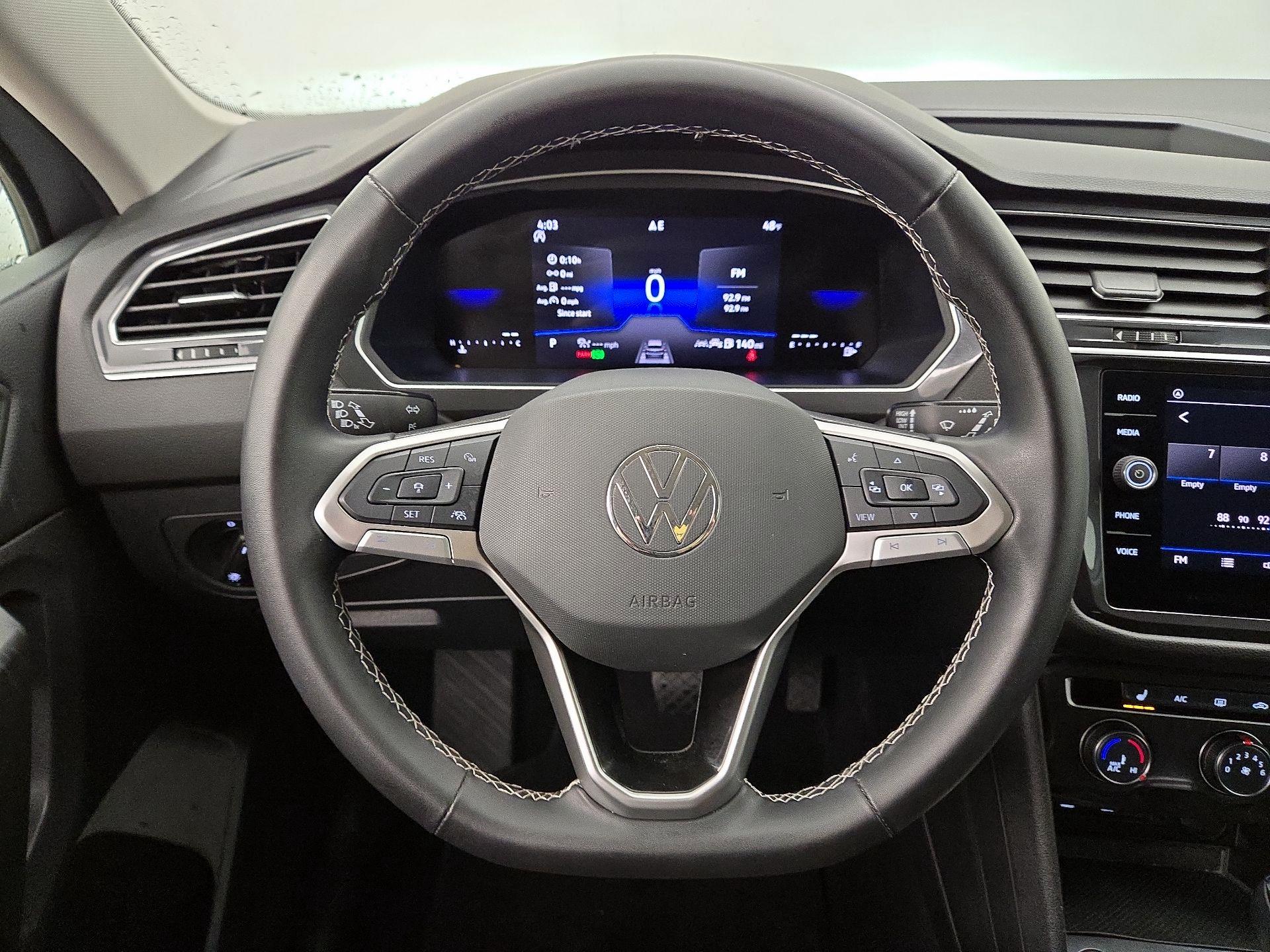 Thumbnail: 2024 Volkswagen Tiguan - 10