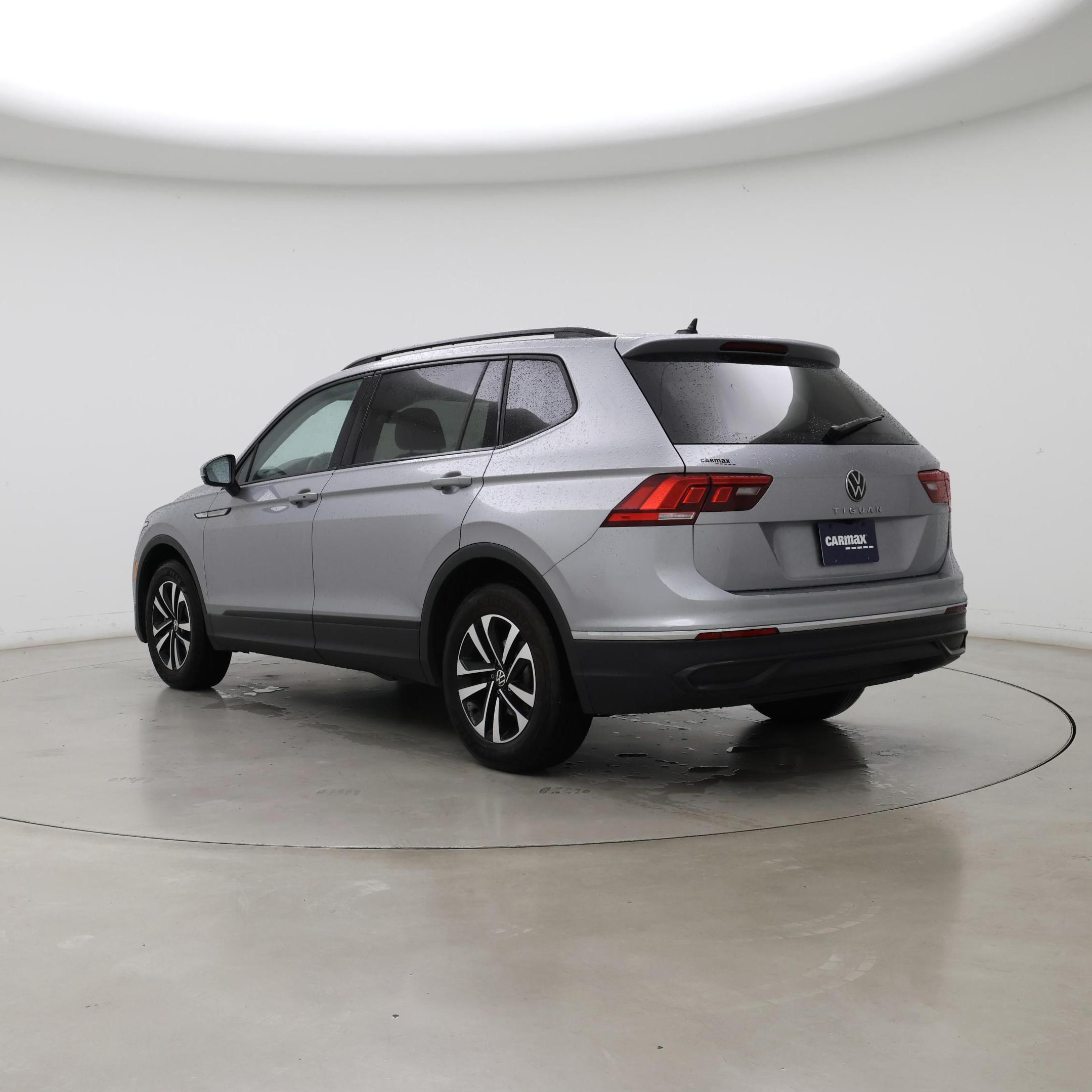 Thumbnail: 2024 Volkswagen Tiguan - 2