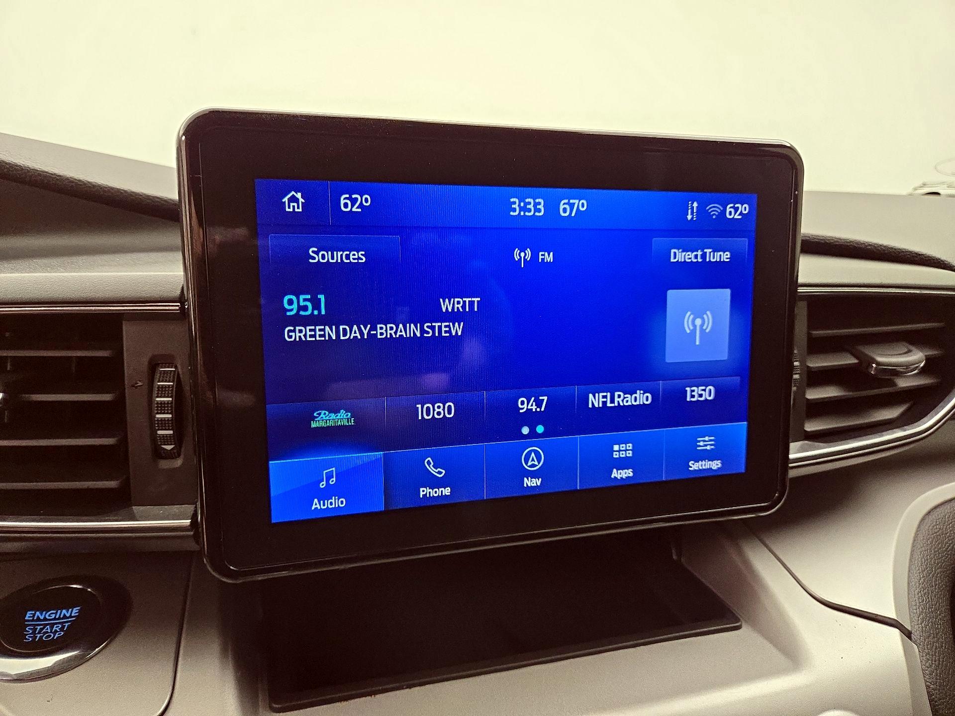 Thumbnail: 2022 Ford Explorer - 16