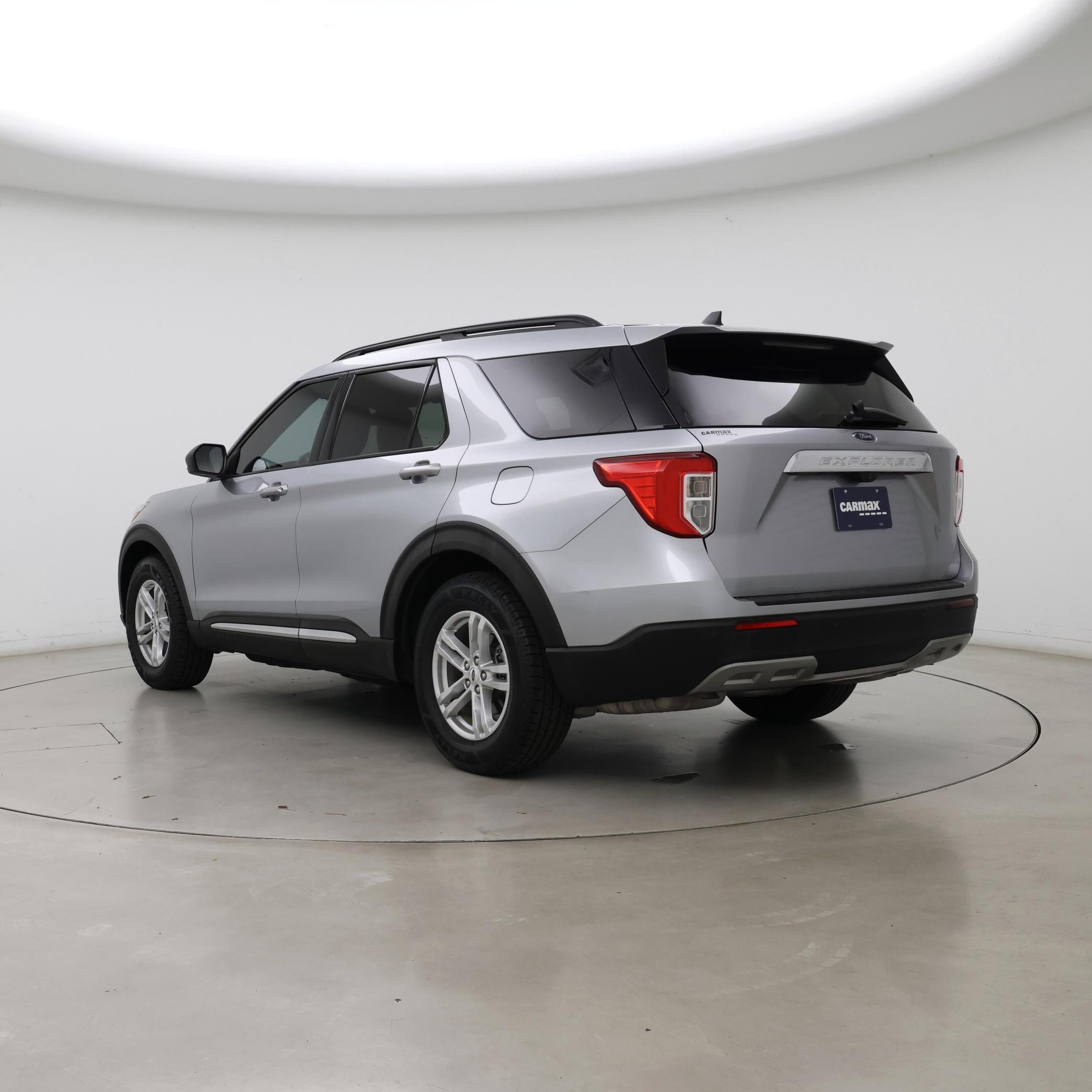 Thumbnail: 2022 Ford Explorer - 2