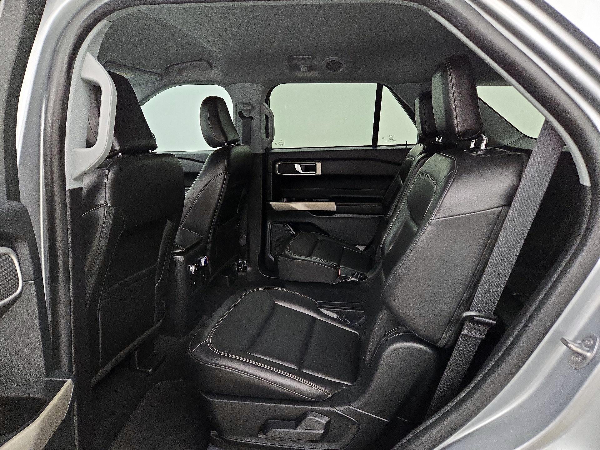 Thumbnail: 2022 Ford Explorer - 20