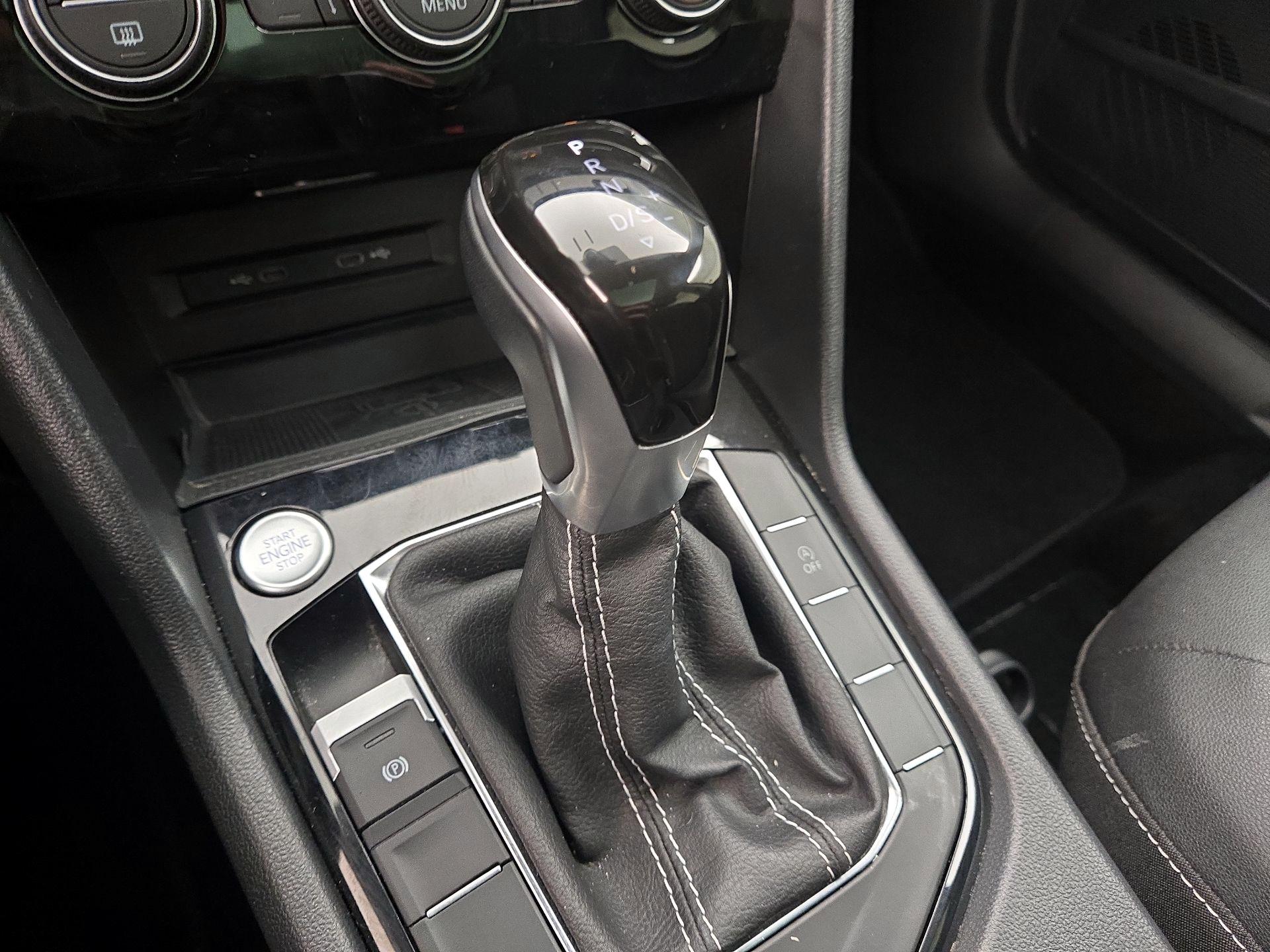 Thumbnail: 2024 Volkswagen Taos - 17