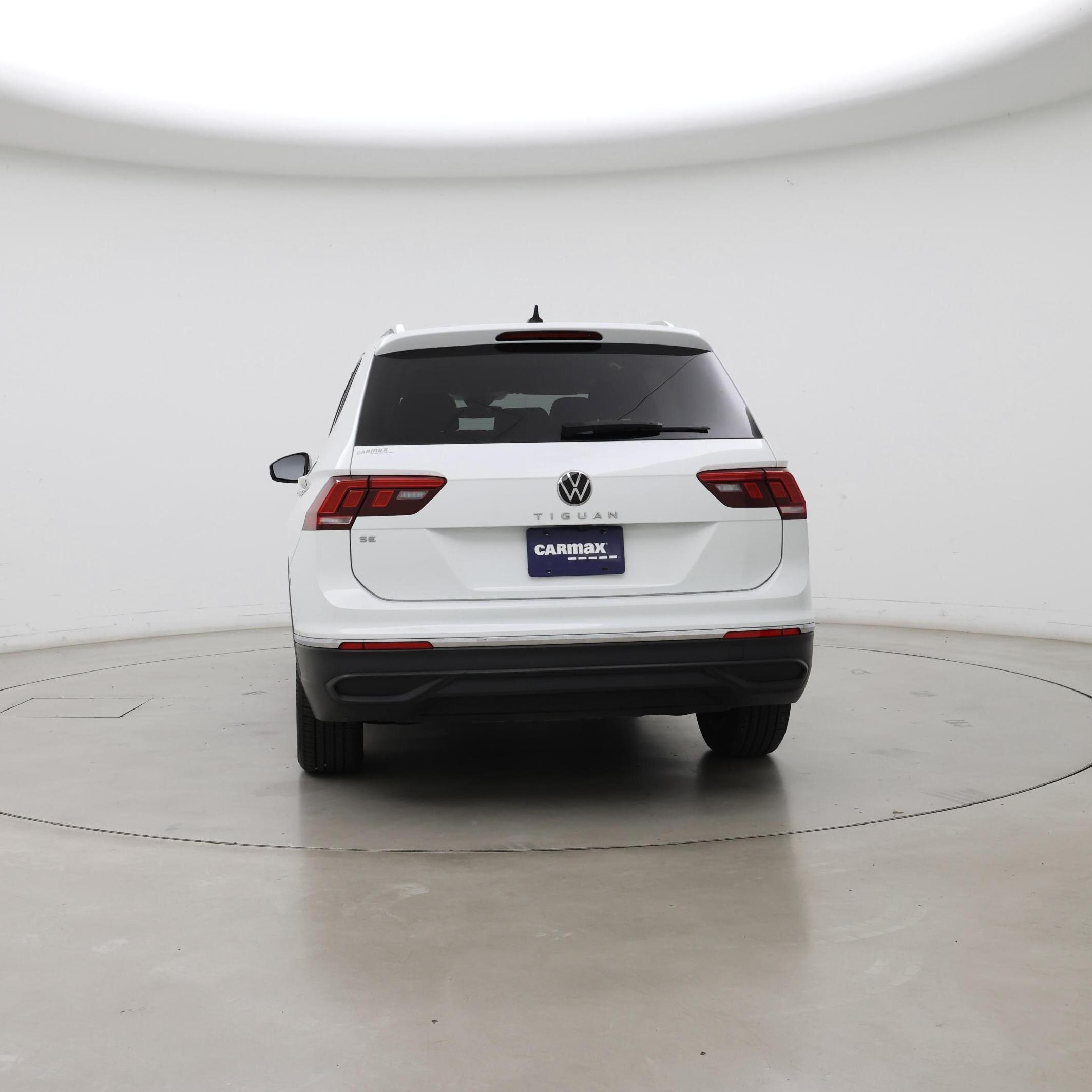 Thumbnail: 2024 Volkswagen Tiguan - 6