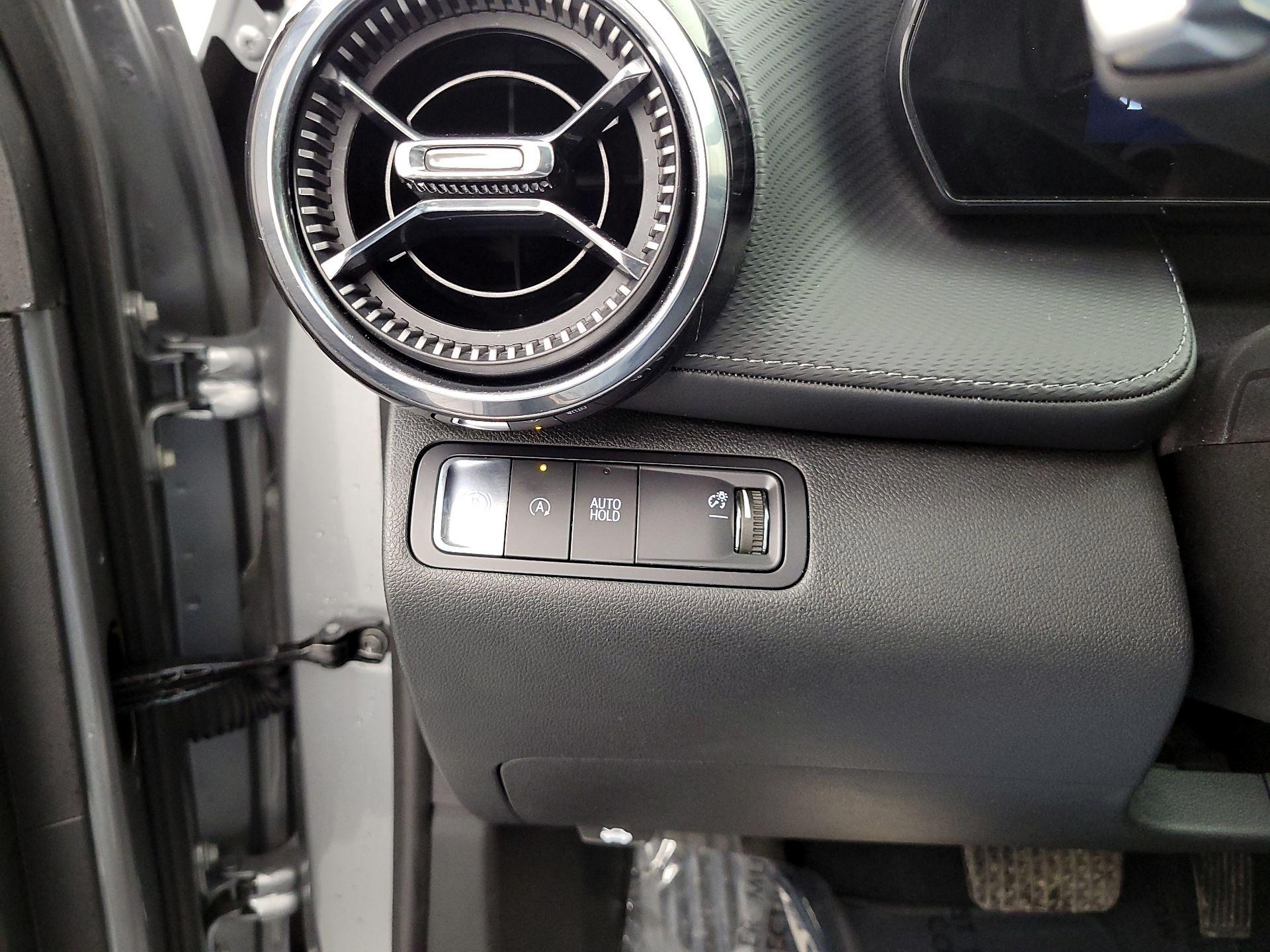 Thumbnail: 2025 Chevrolet Equinox - 11