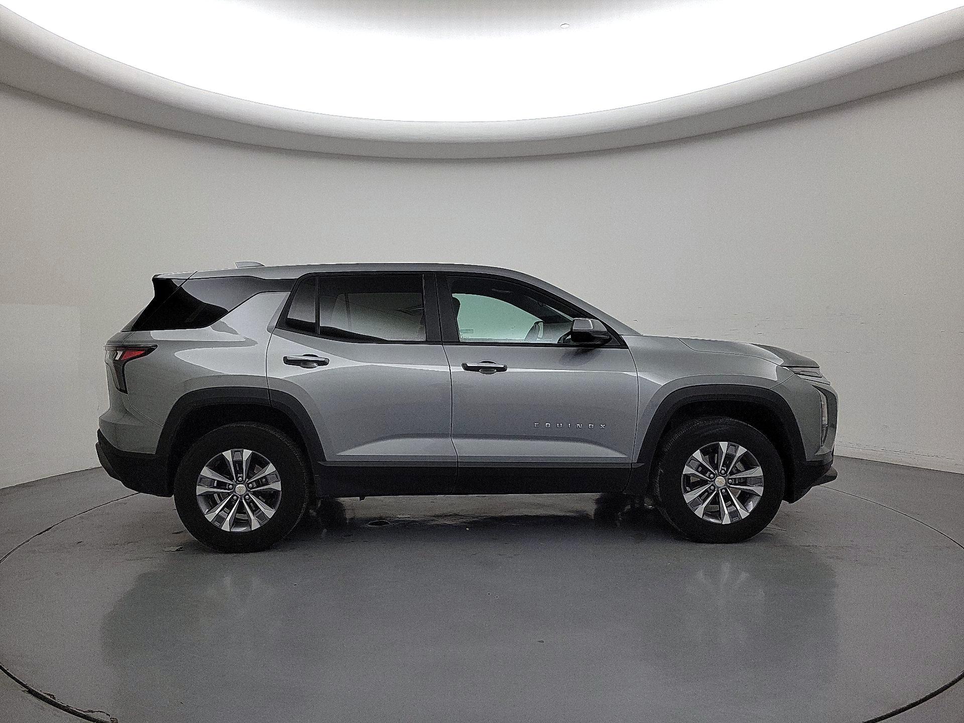 Thumbnail: 2025 Chevrolet Equinox - 4