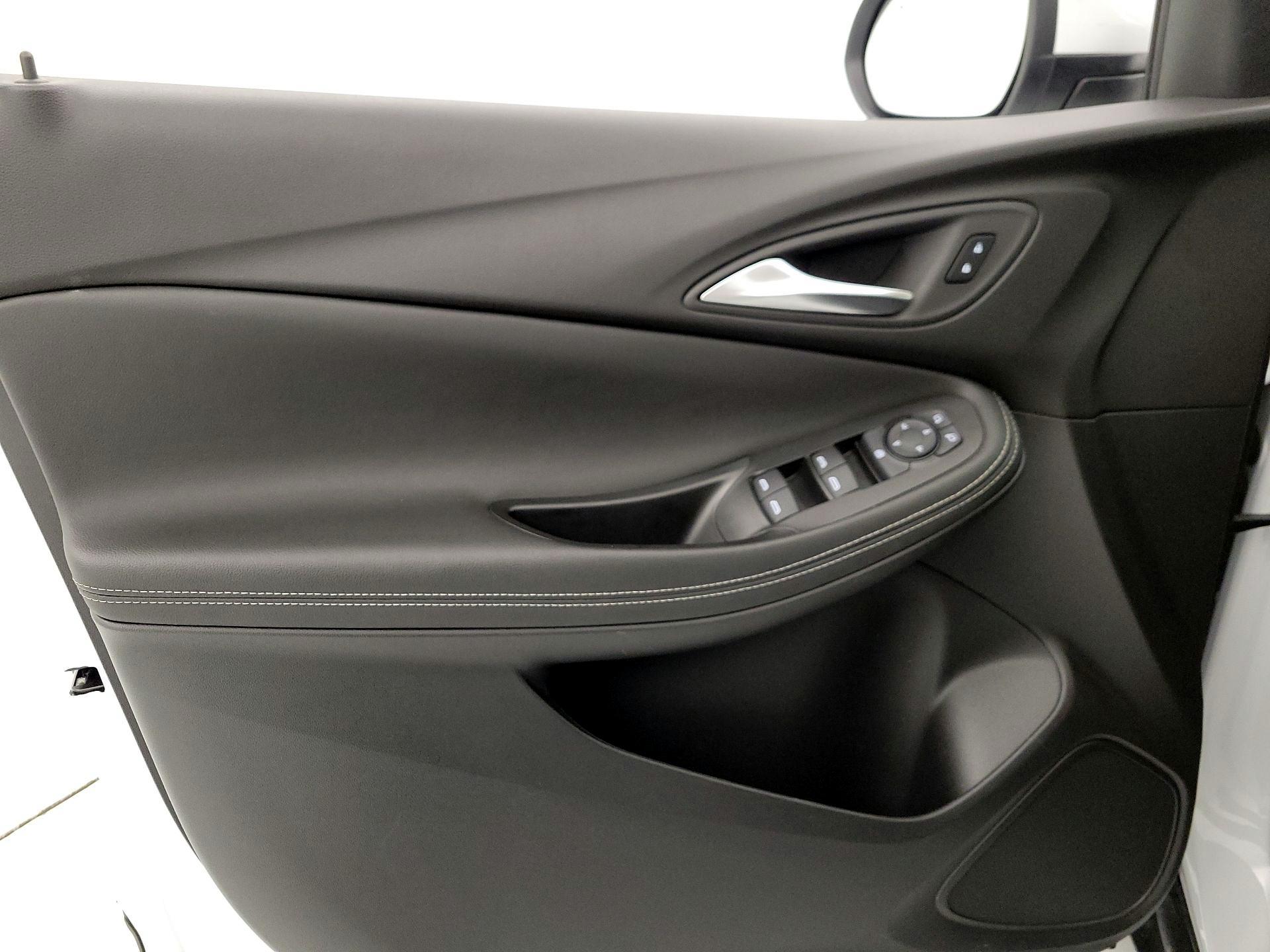 Thumbnail: 2025 Buick Encore GX - 12