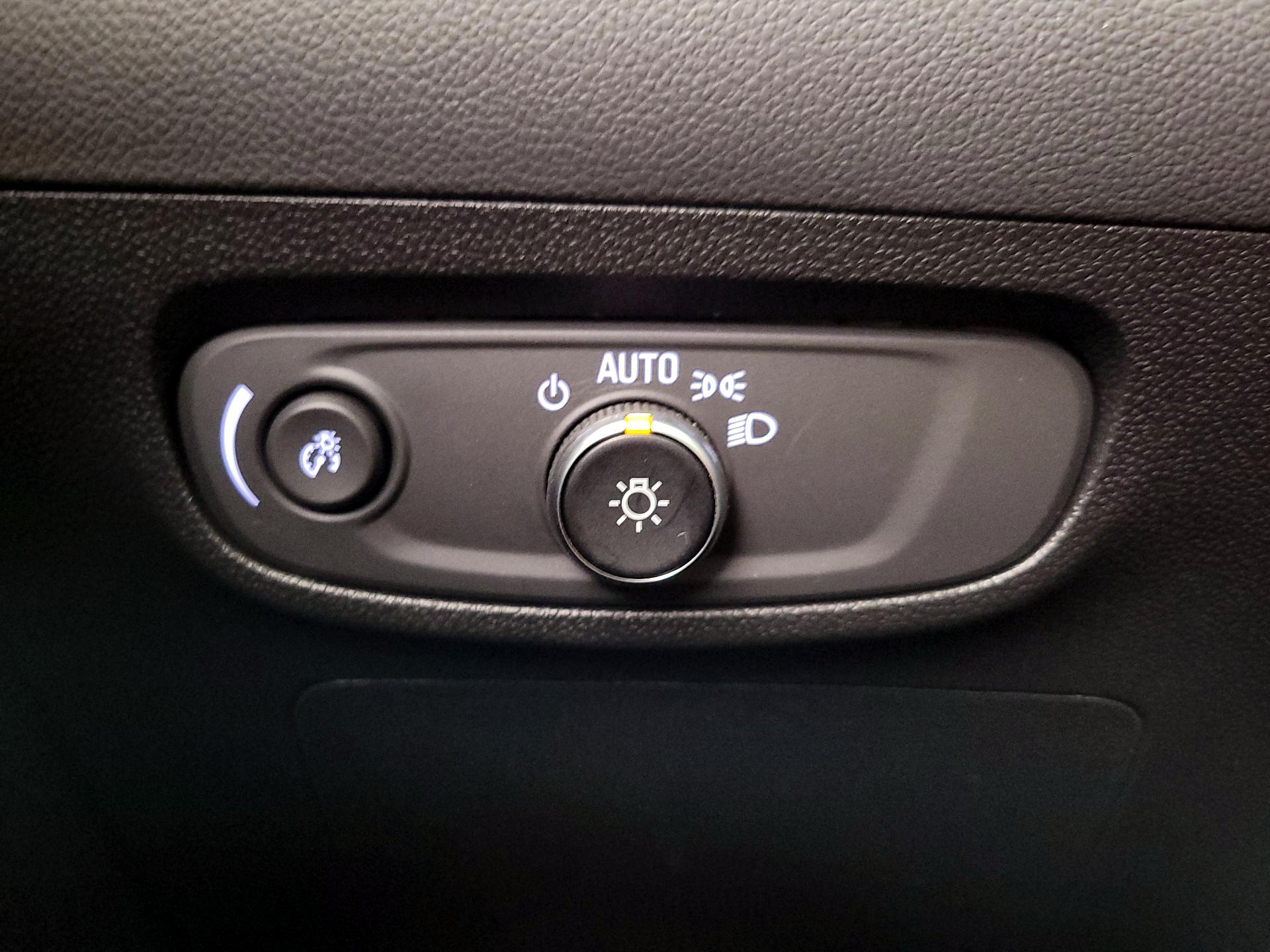 Thumbnail: 2025 Buick Encore GX - 13