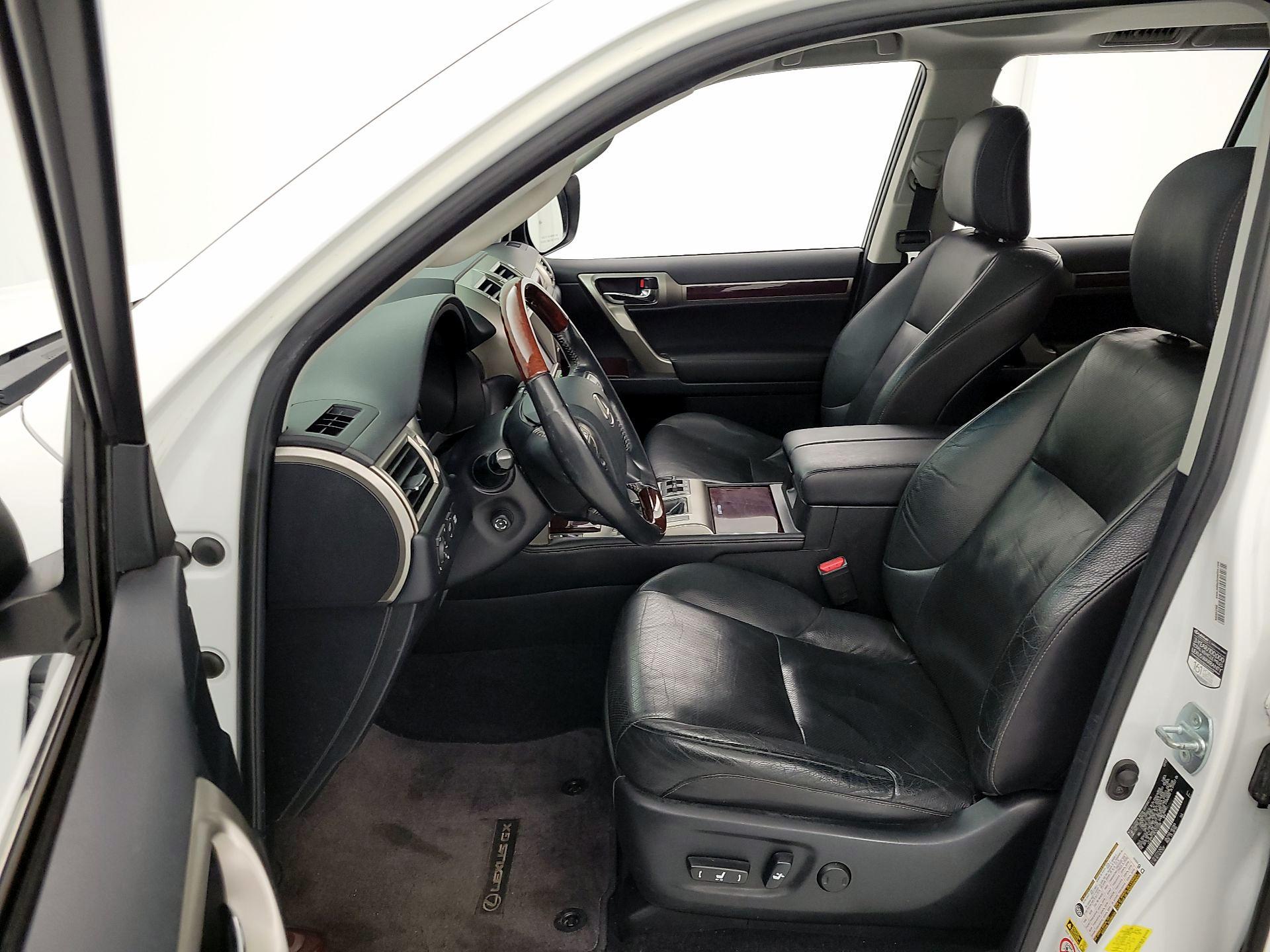 Thumbnail: 2014 Lexus GX - 11