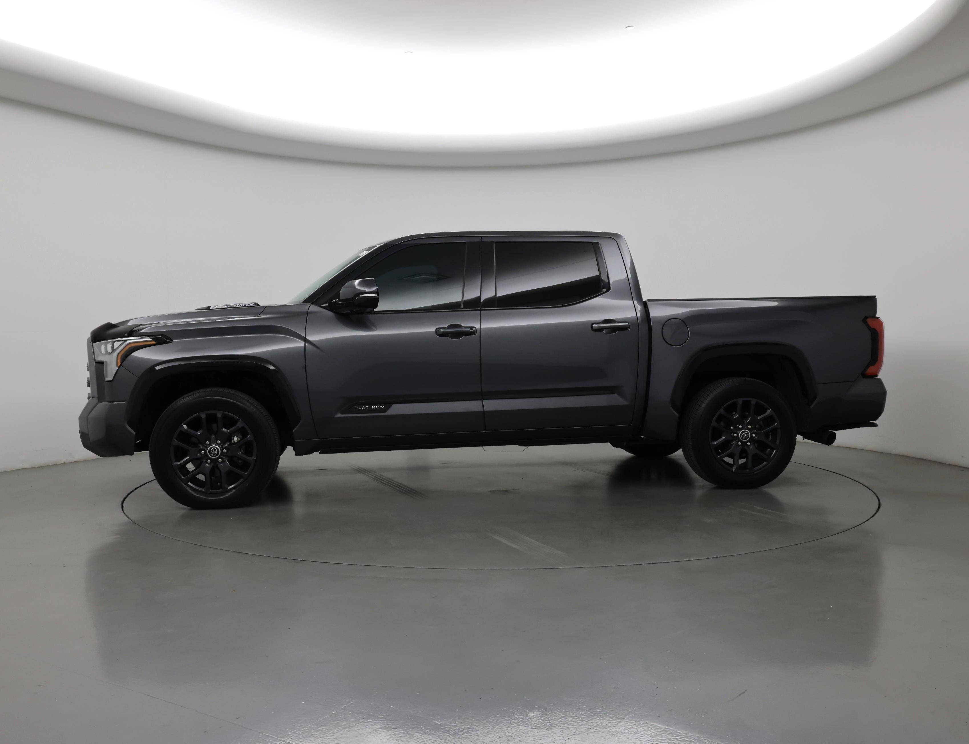 Thumbnail: 2023 Toyota Tundra - 3