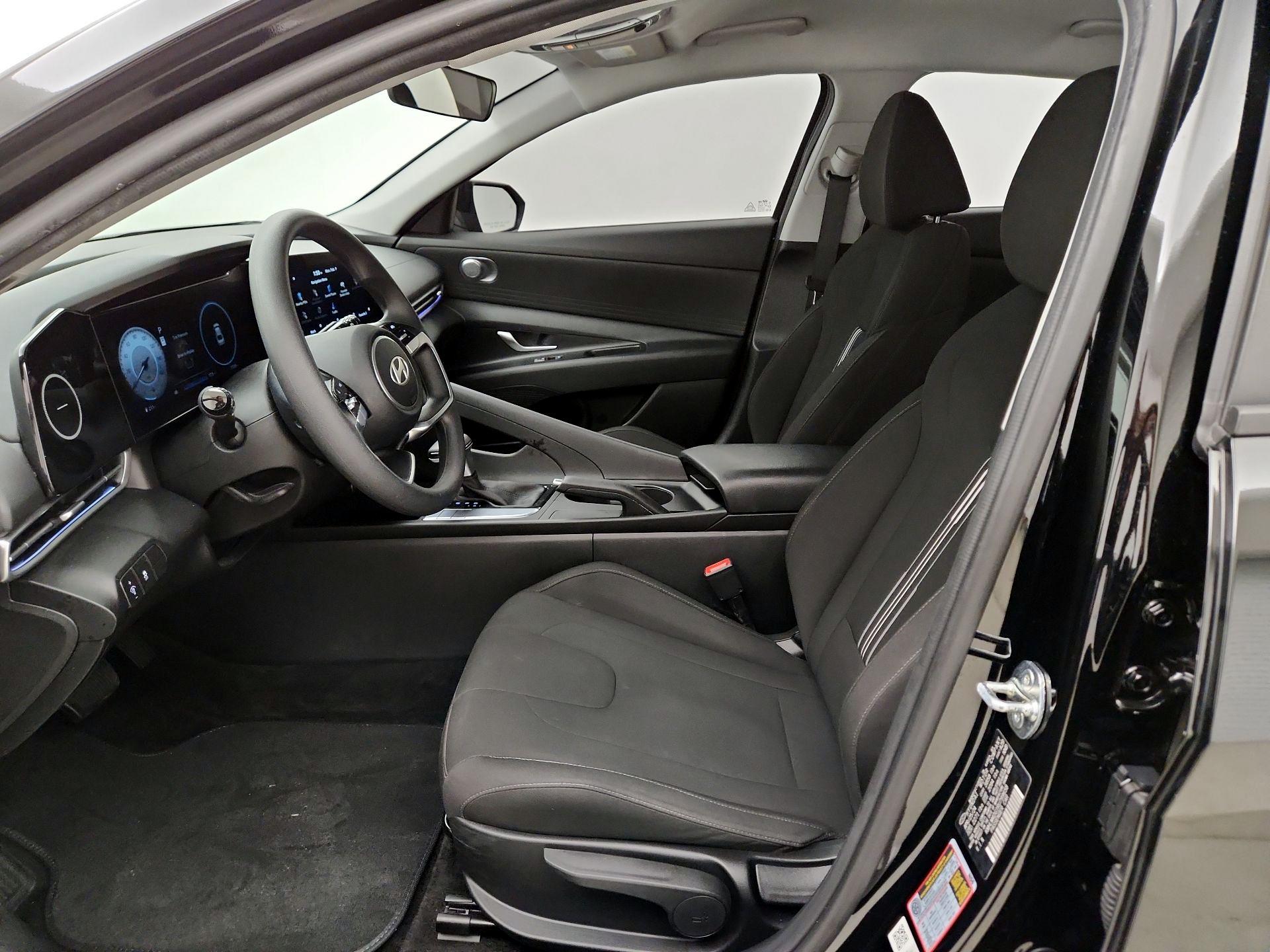 Thumbnail: 2024 Hyundai Elantra - 11