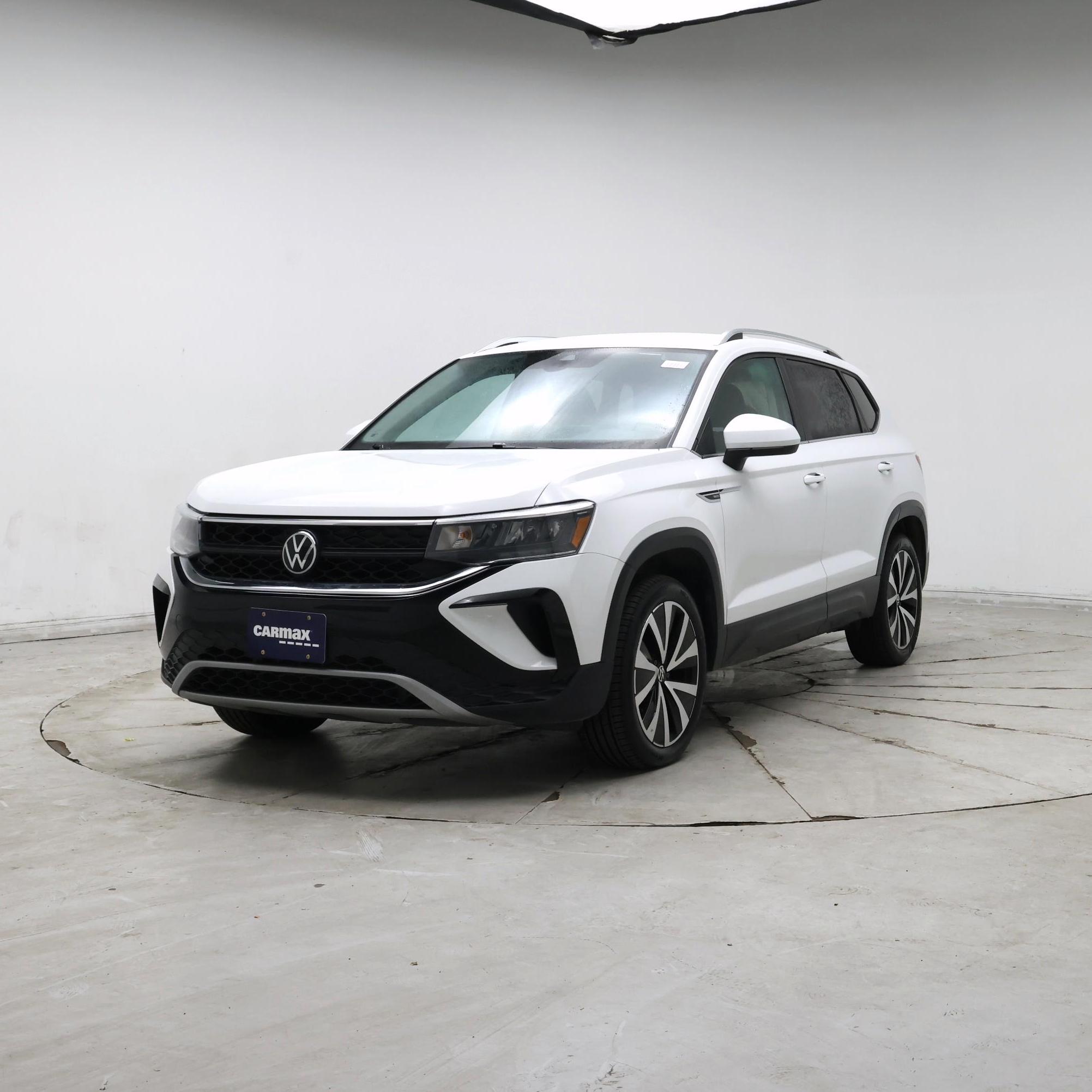 Thumbnail: 2024 Volkswagen Taos - 4