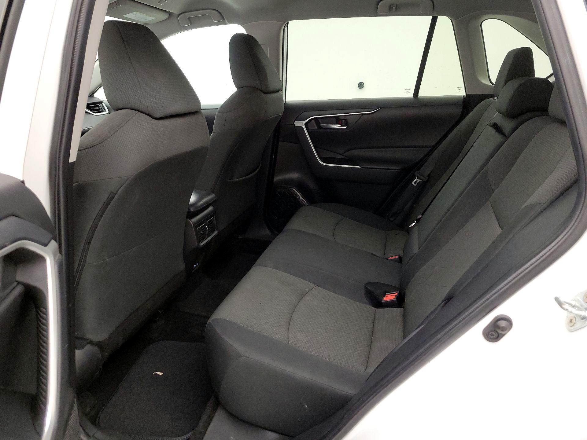 Thumbnail: 2024 Toyota RAV4 - 20