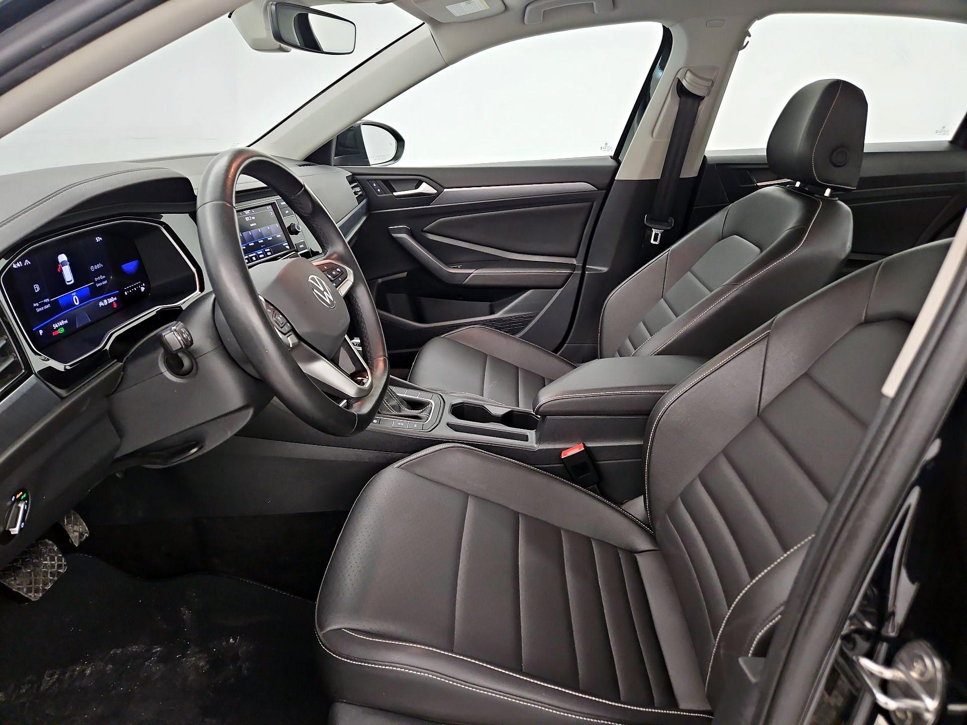 Thumbnail: 2024 Volkswagen Jetta - 11