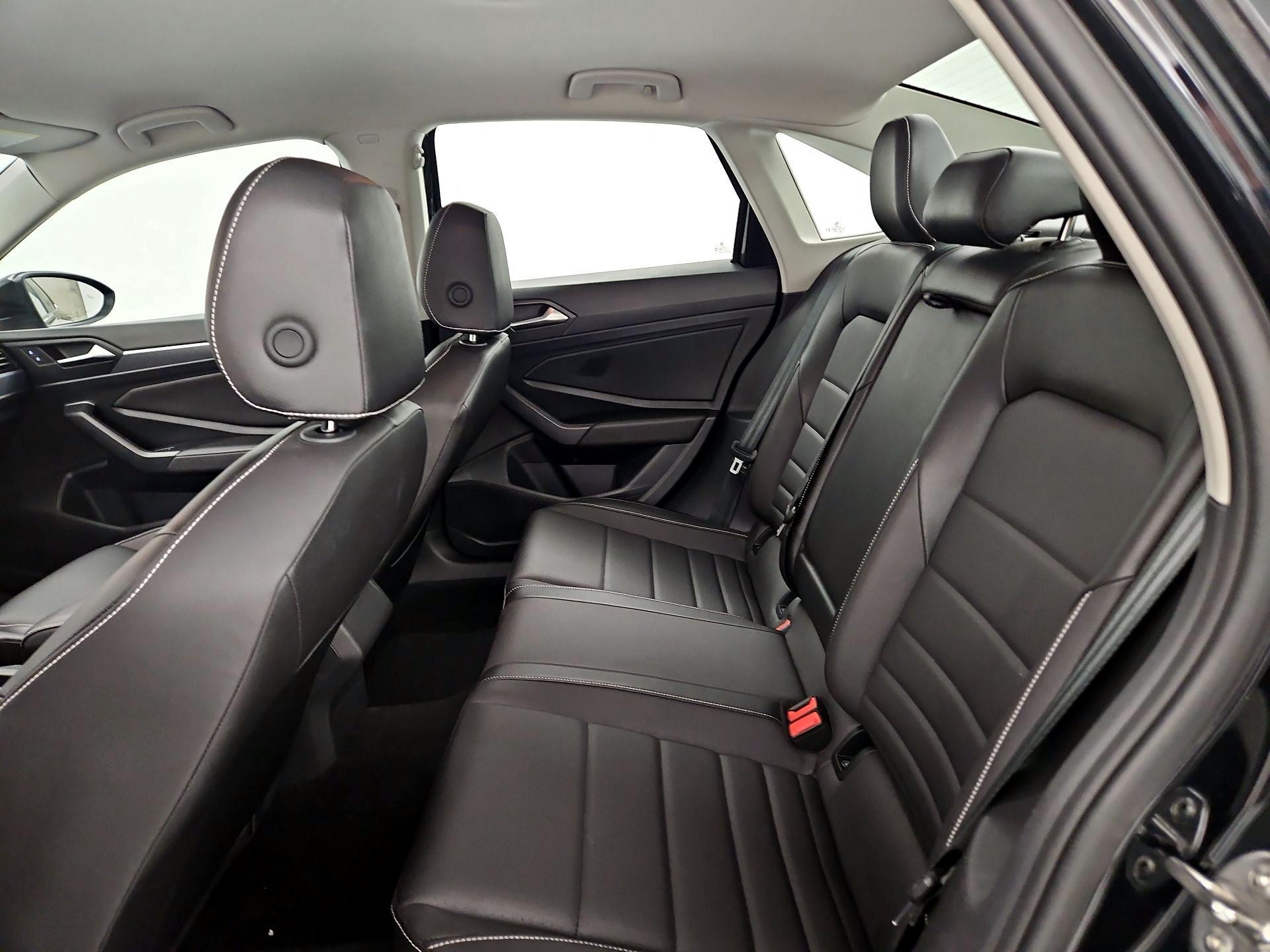 Thumbnail: 2024 Volkswagen Jetta - 19