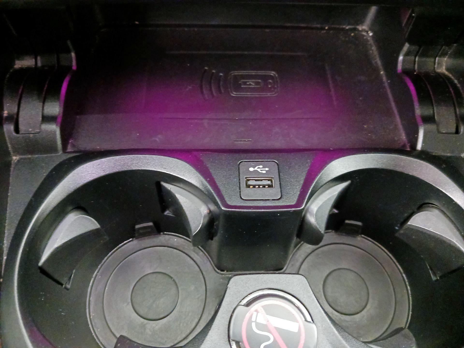 Thumbnail: 2025 BMW 4 Series - 19