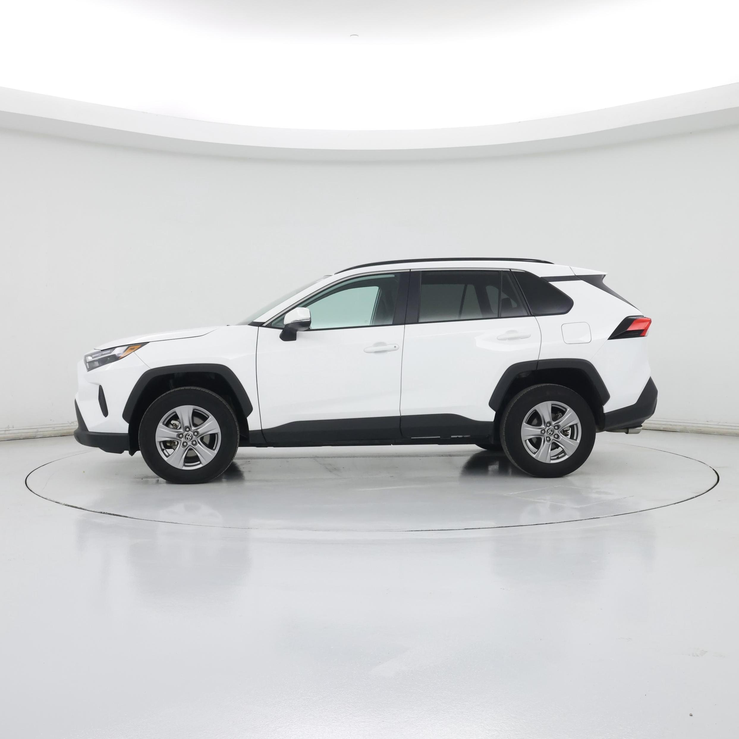 Thumbnail: 2025 Toyota RAV4 - 3