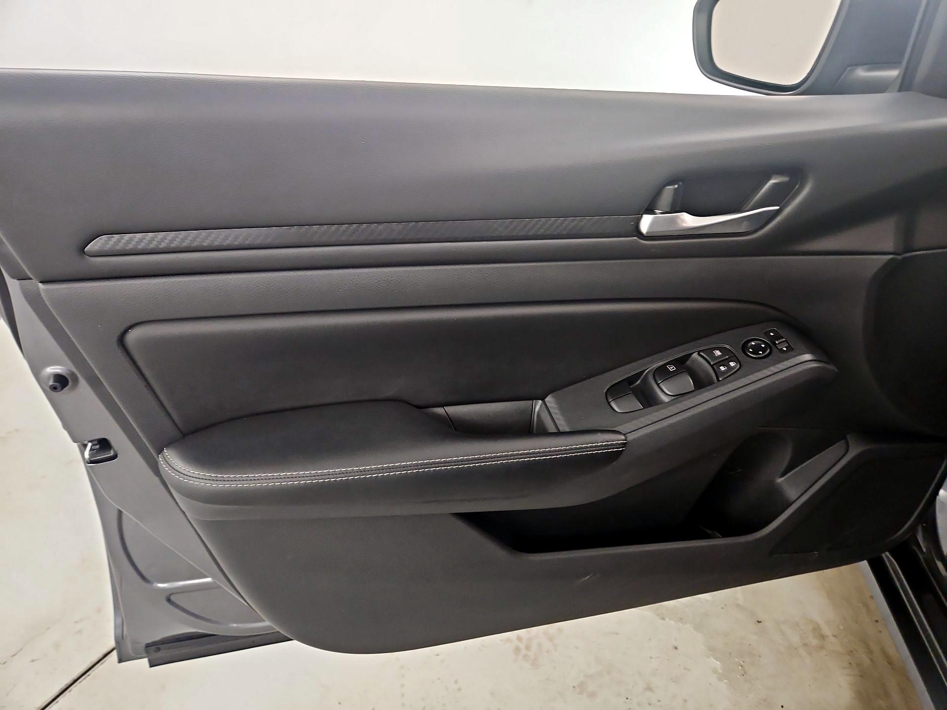 Thumbnail: 2025 Nissan Altima - 12