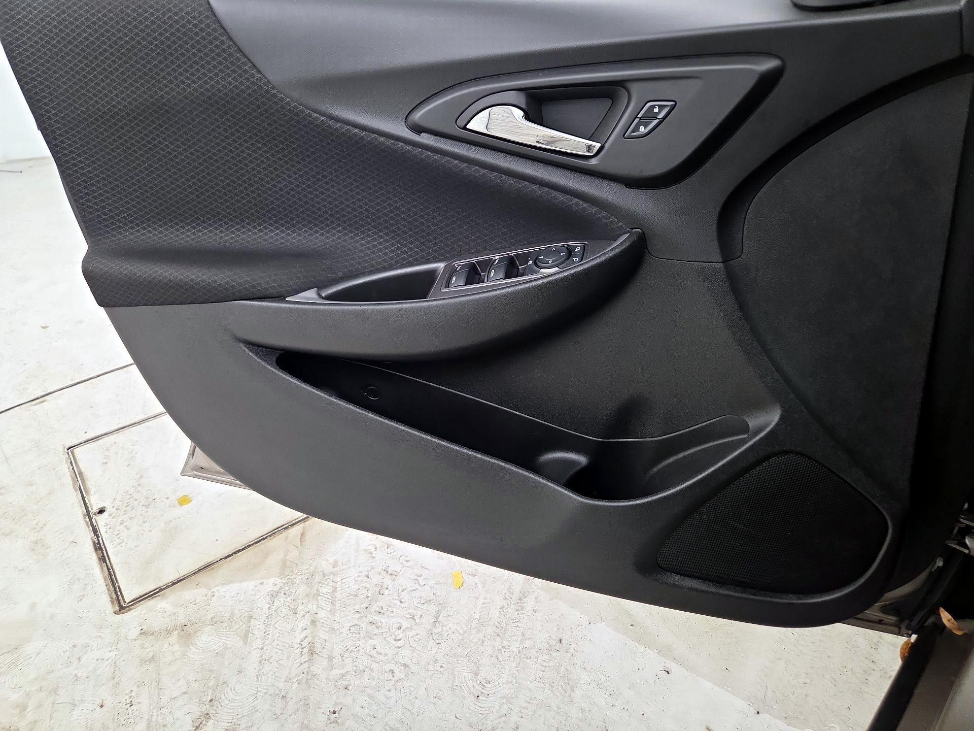 Thumbnail: 2024 Chevrolet Malibu - 12