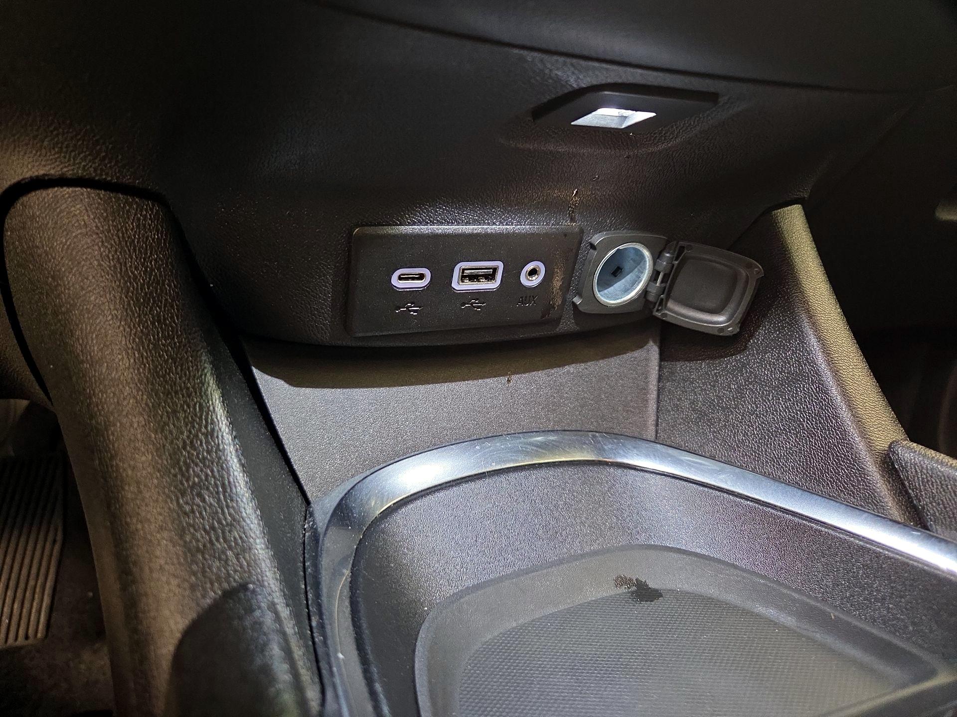 Thumbnail: 2024 Chevrolet Malibu - 18