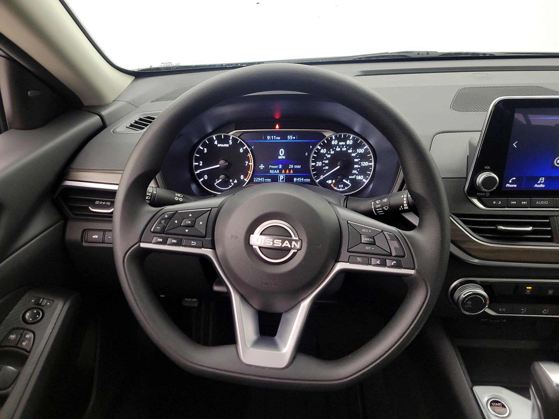 Thumbnail: 2025 Nissan Altima - 10