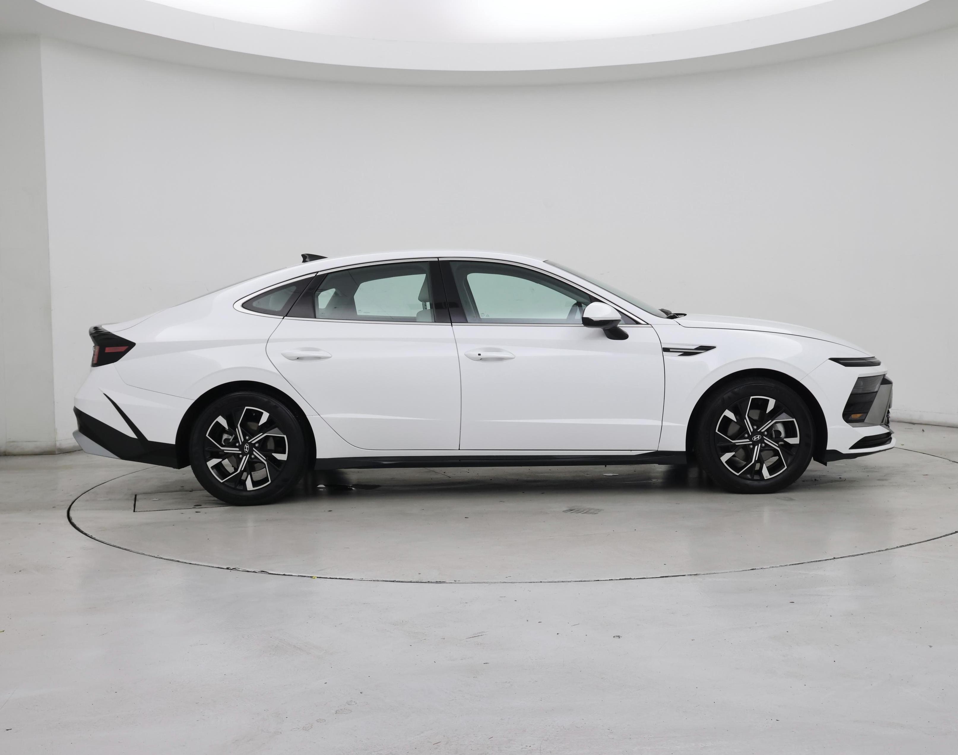 Thumbnail: 2025 Hyundai Sonata - 7