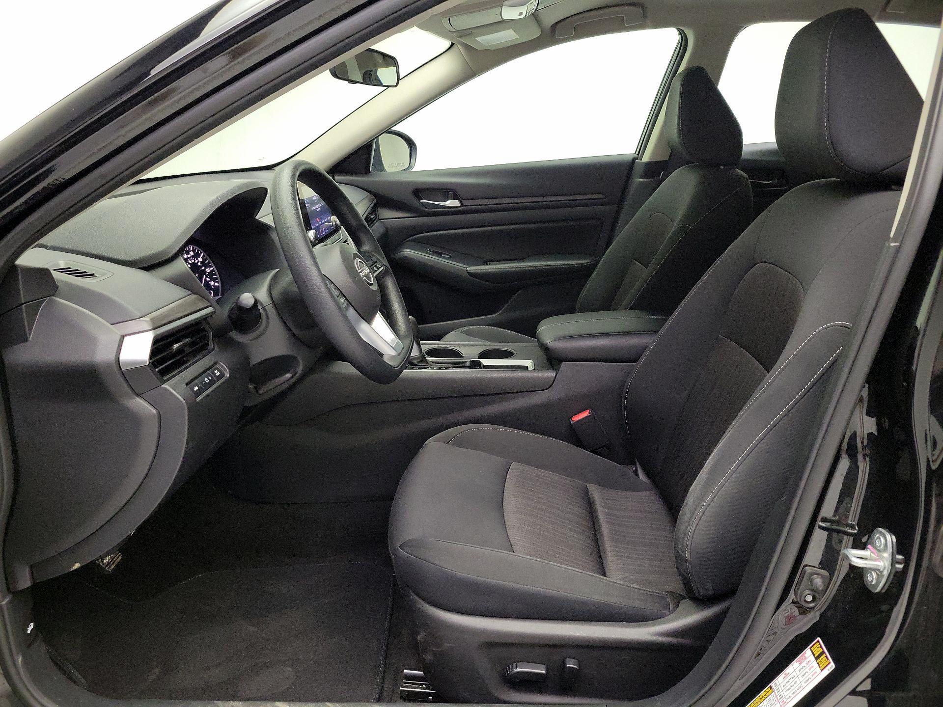 Thumbnail: 2025 Nissan Altima - 11