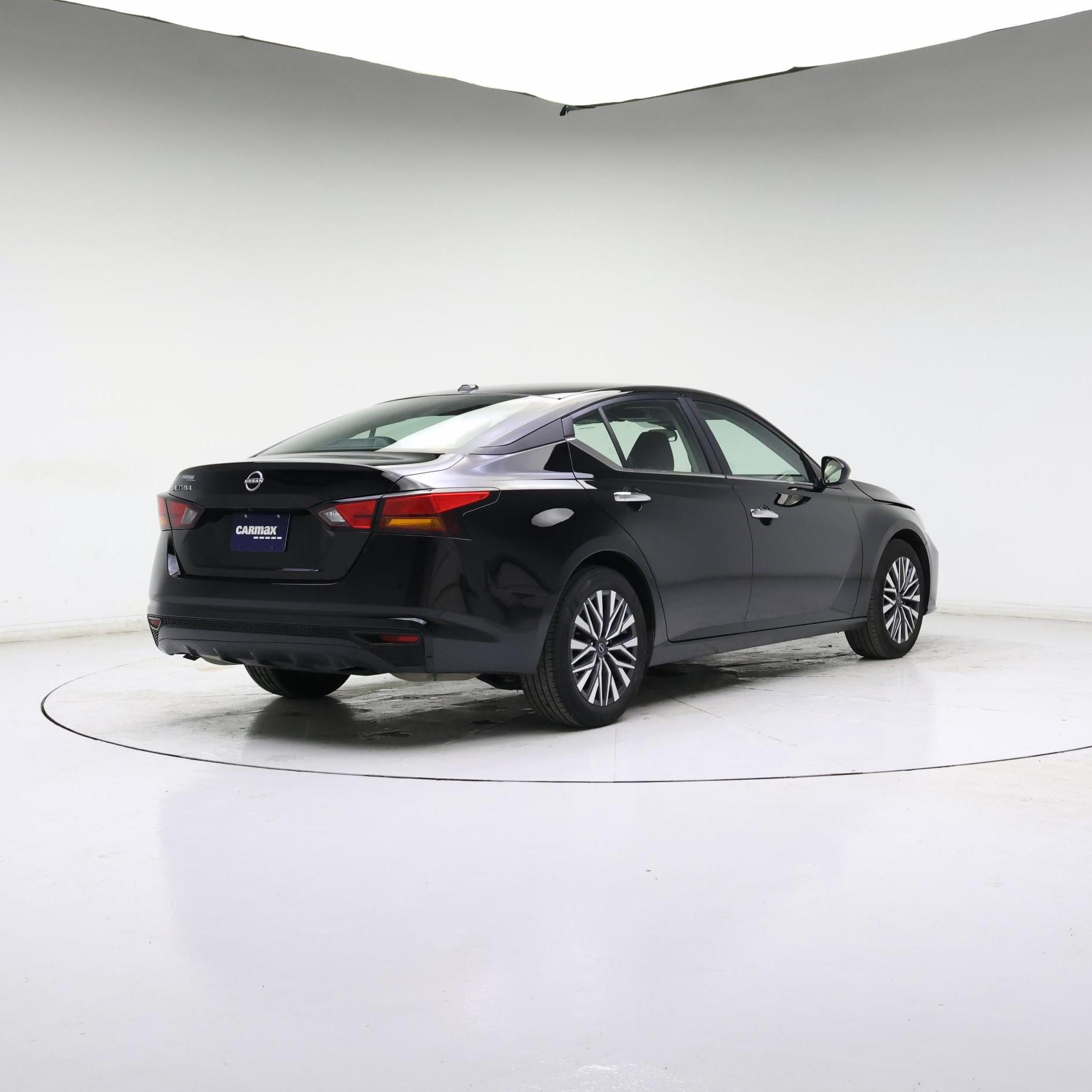 Thumbnail: 2025 Nissan Altima - 8